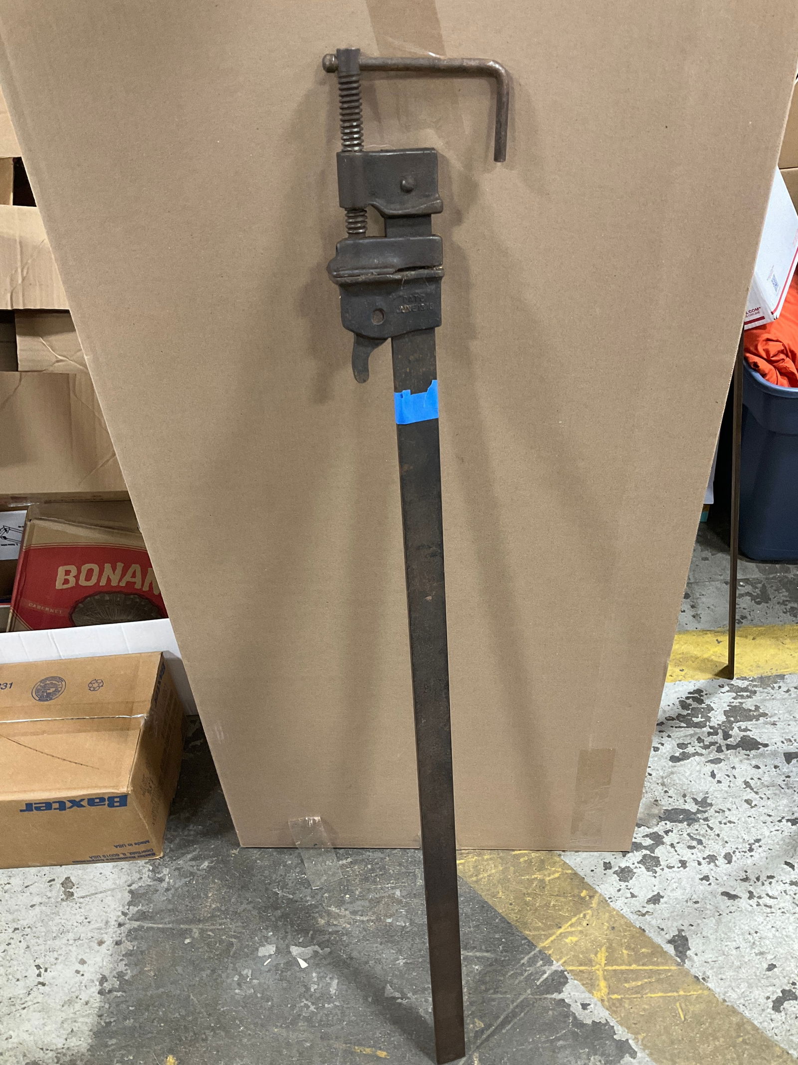 Vintage heavy duty bar clamp: Vintage heavy duty bar clamp