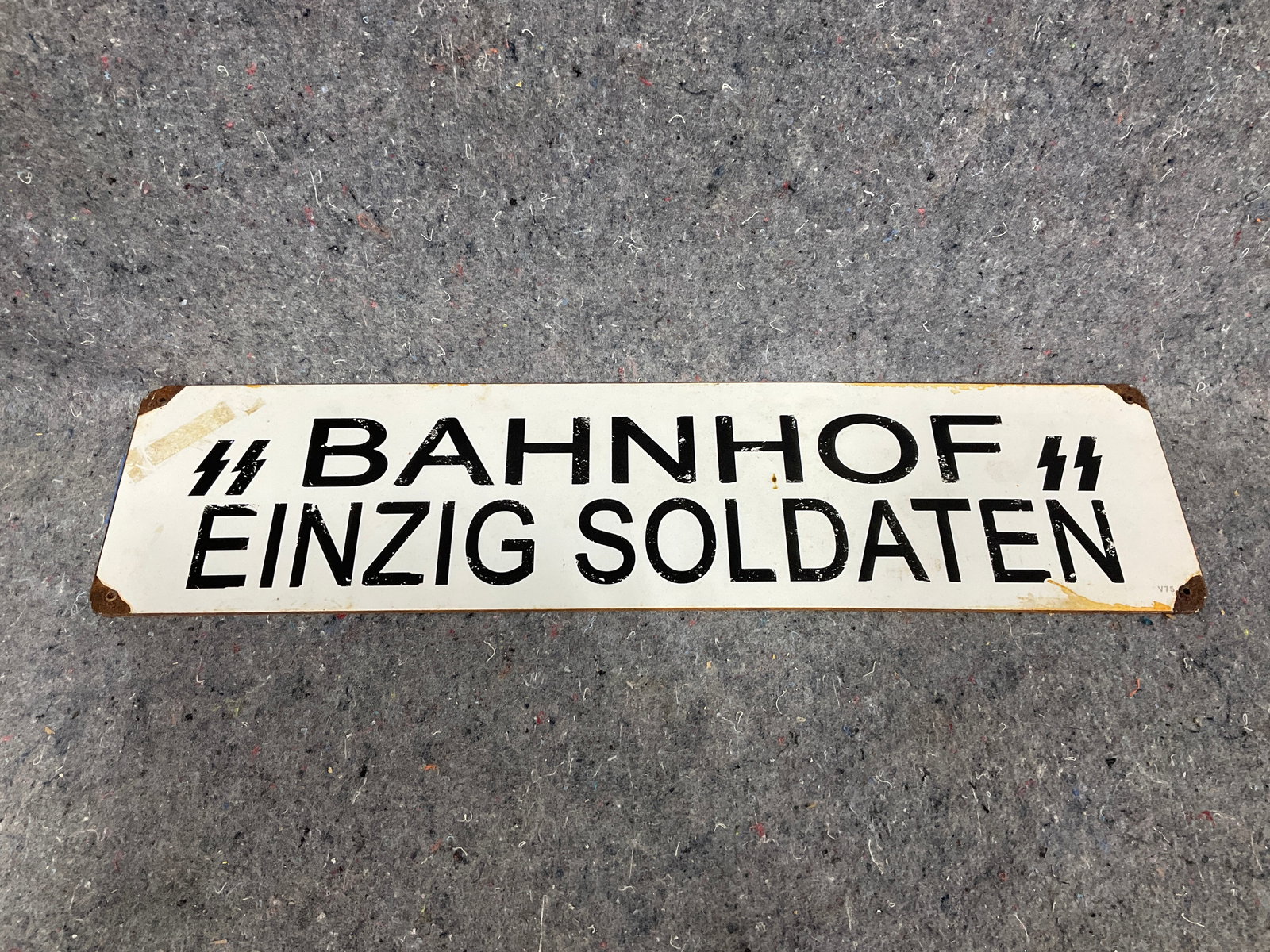 Vintage German Metal Sign 'Train Station Soldiers Only' (5inx20in): Vintage German Metal Sign 'Train Station Soldiers Only' (5inx20in)