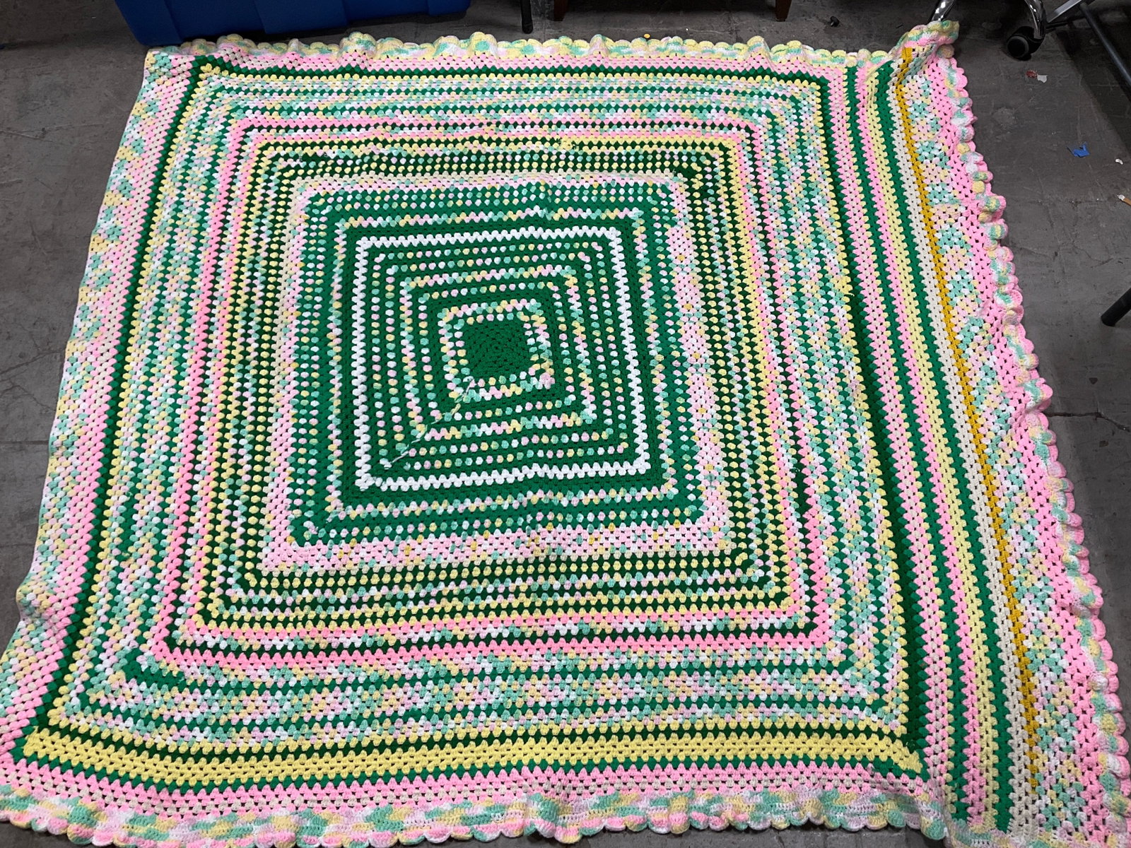 Afghan(64inx74in): Afghan(64inx74in)