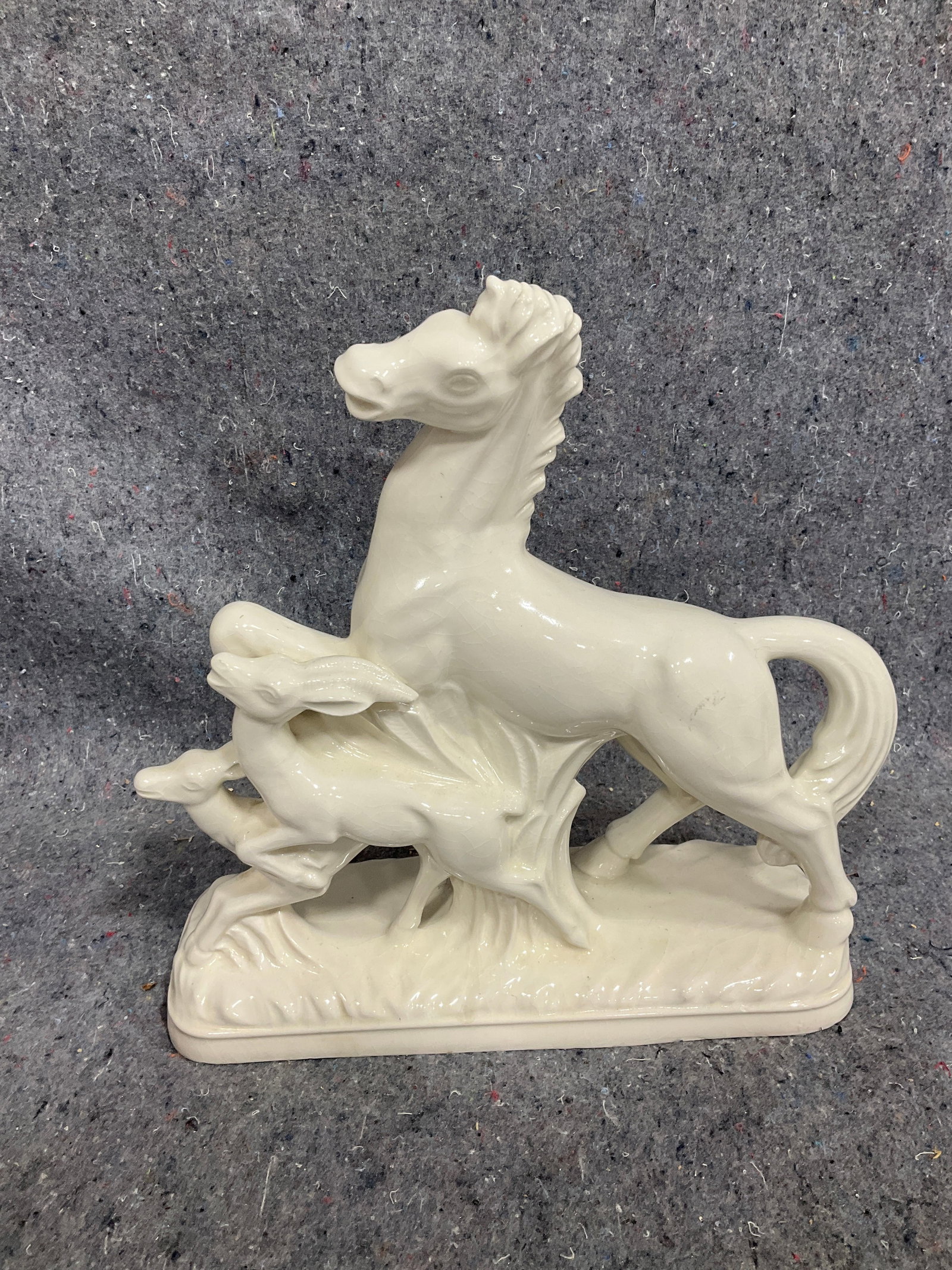 Vintage cermic horse figurine(12.5in tall): Vintage cermic horse figurine(12.5in tall)
