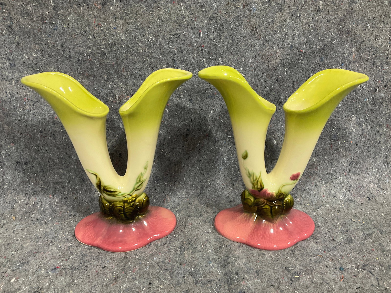 Hull pottery bud vases(9in tall): Hull pottery bud vases(9in tall)