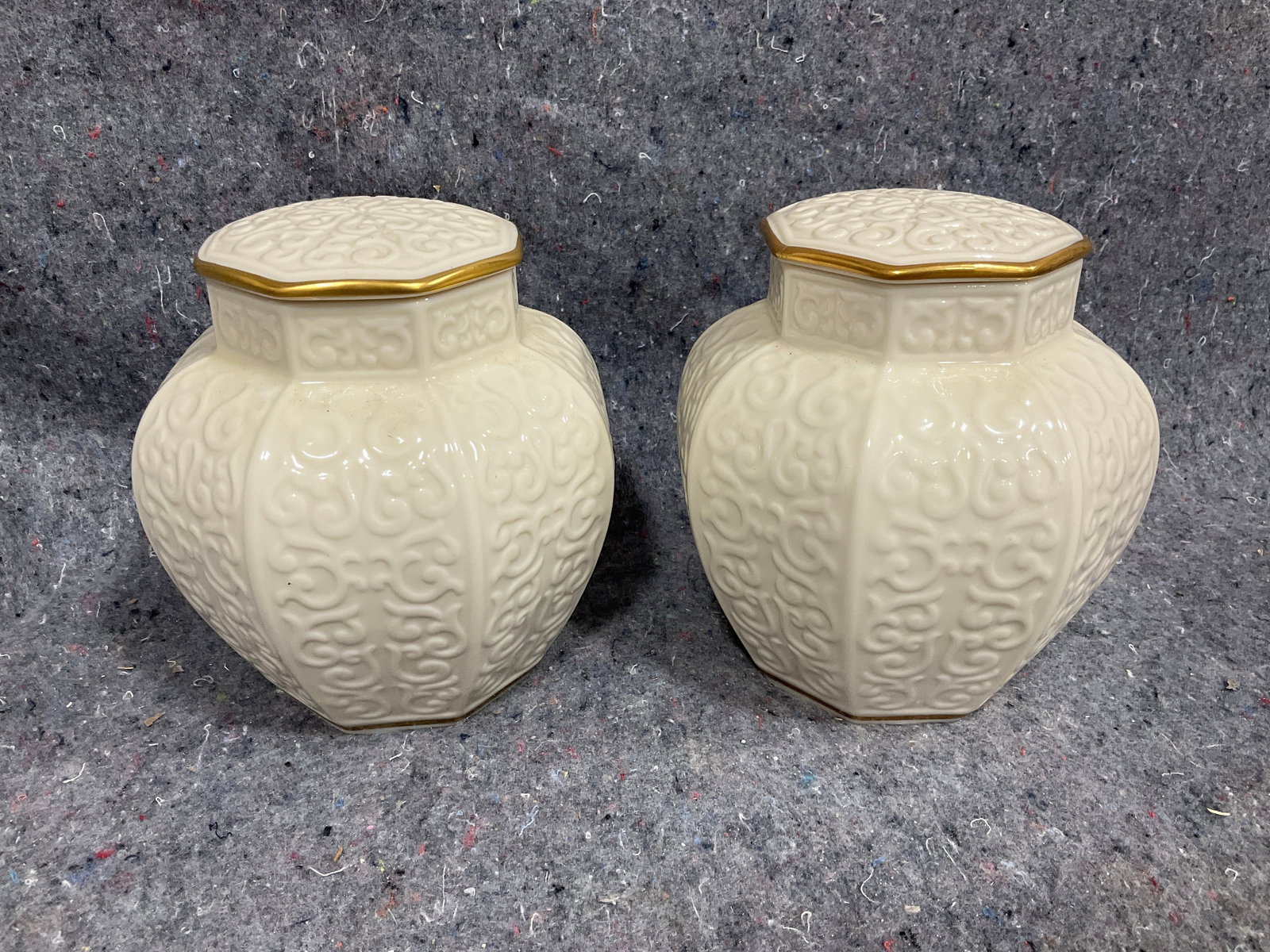 Vintage Lenox Ginger Jars (5in Tall): Vintage Lenox Ginger Jars (5in Tall)