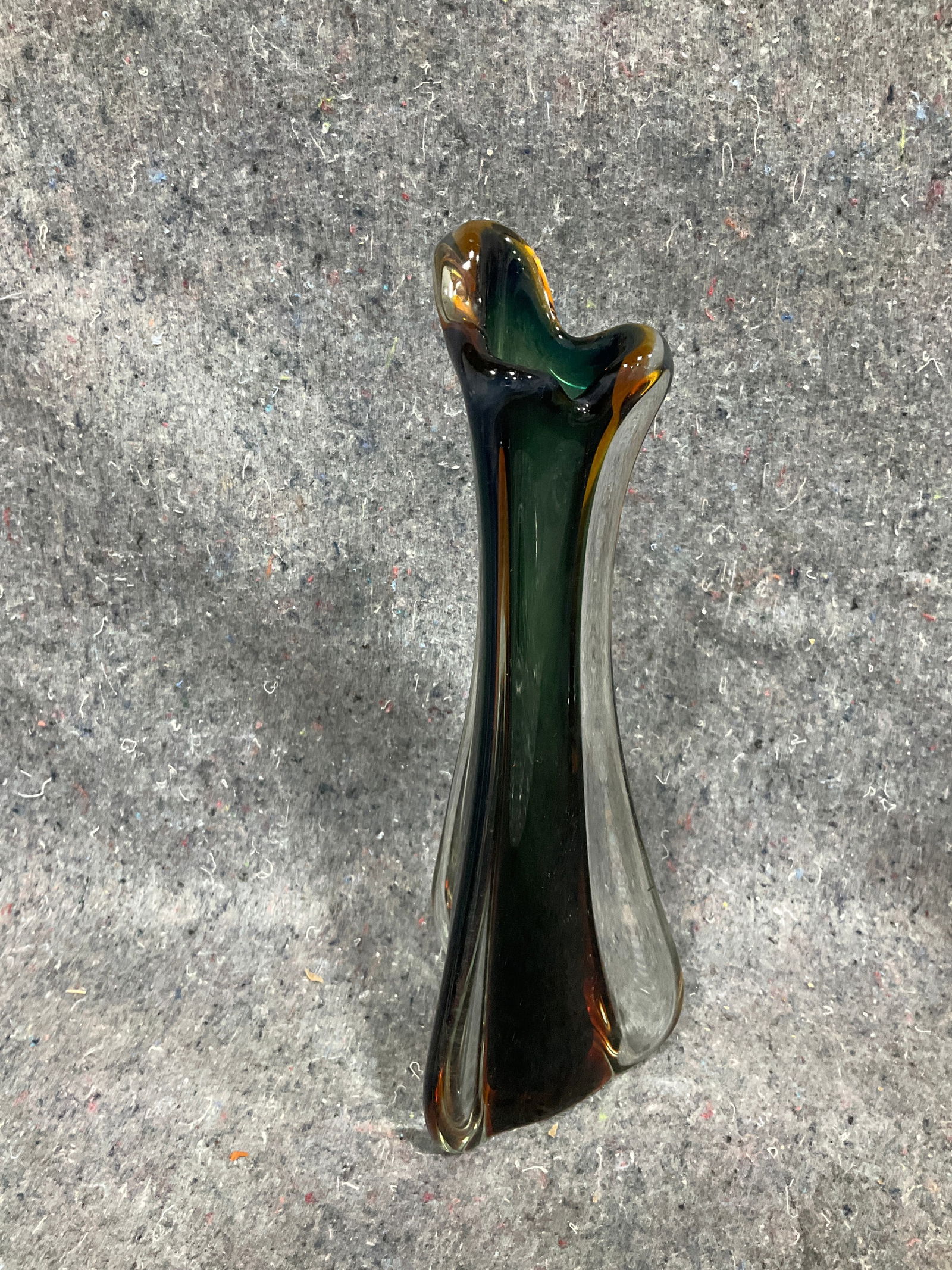 Murano sommerso glass vase(11.5in tall): Murano sommerso glass vase(11.5in tall)