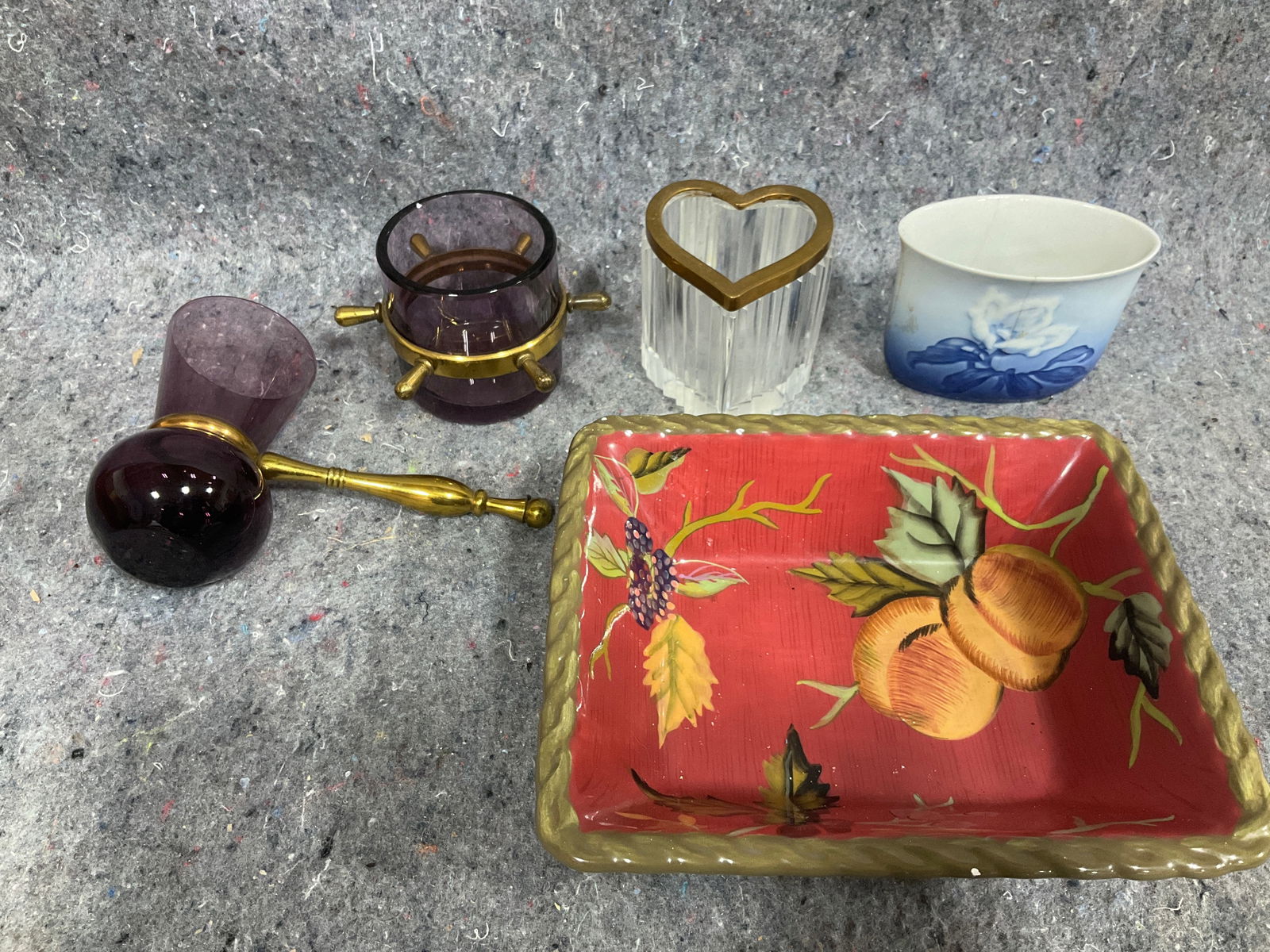 Vintage ship theme shot glasses, heart shaped decor, and more: Vintage ship theme shot glasses, heart shaped decor, and more