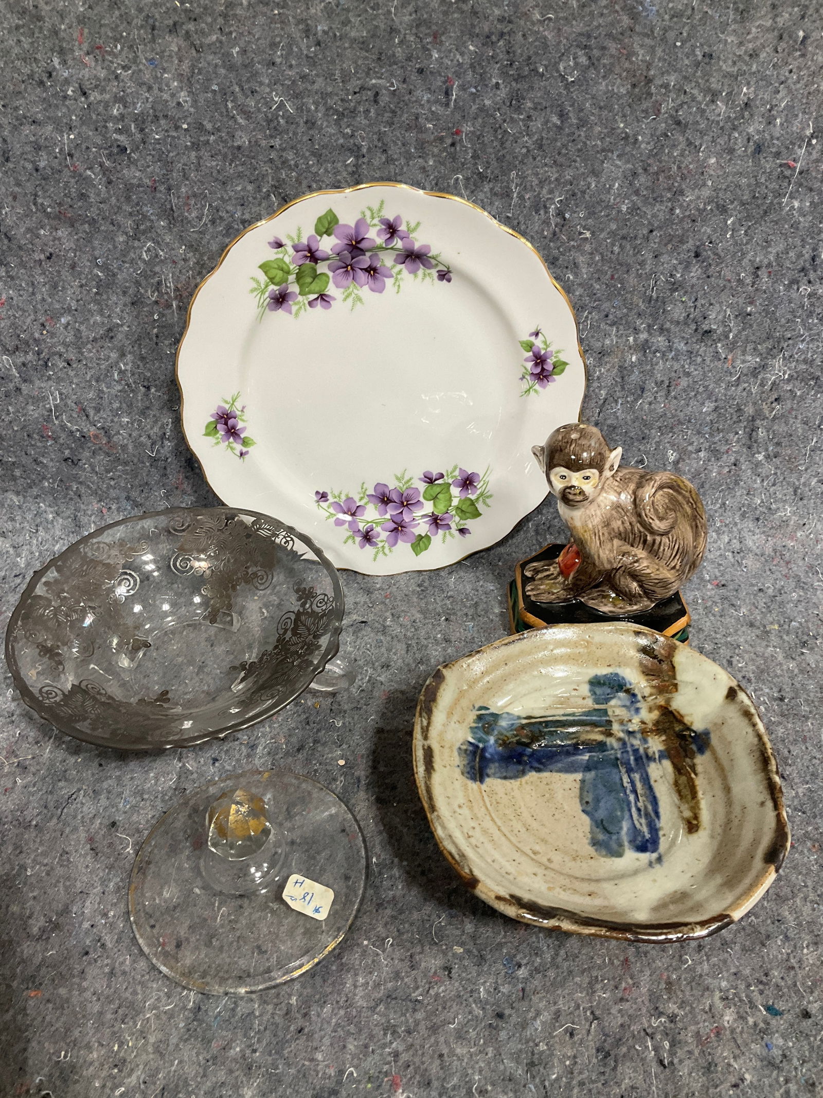 Stoneware dish, Royal Vale collecitble plate, ceramic monkey salt shaker, and more(tallest 5in): Stoneware dish, Royal Vale collecitble plate, ceramic monkey salt shaker, and more(tallest 5in)