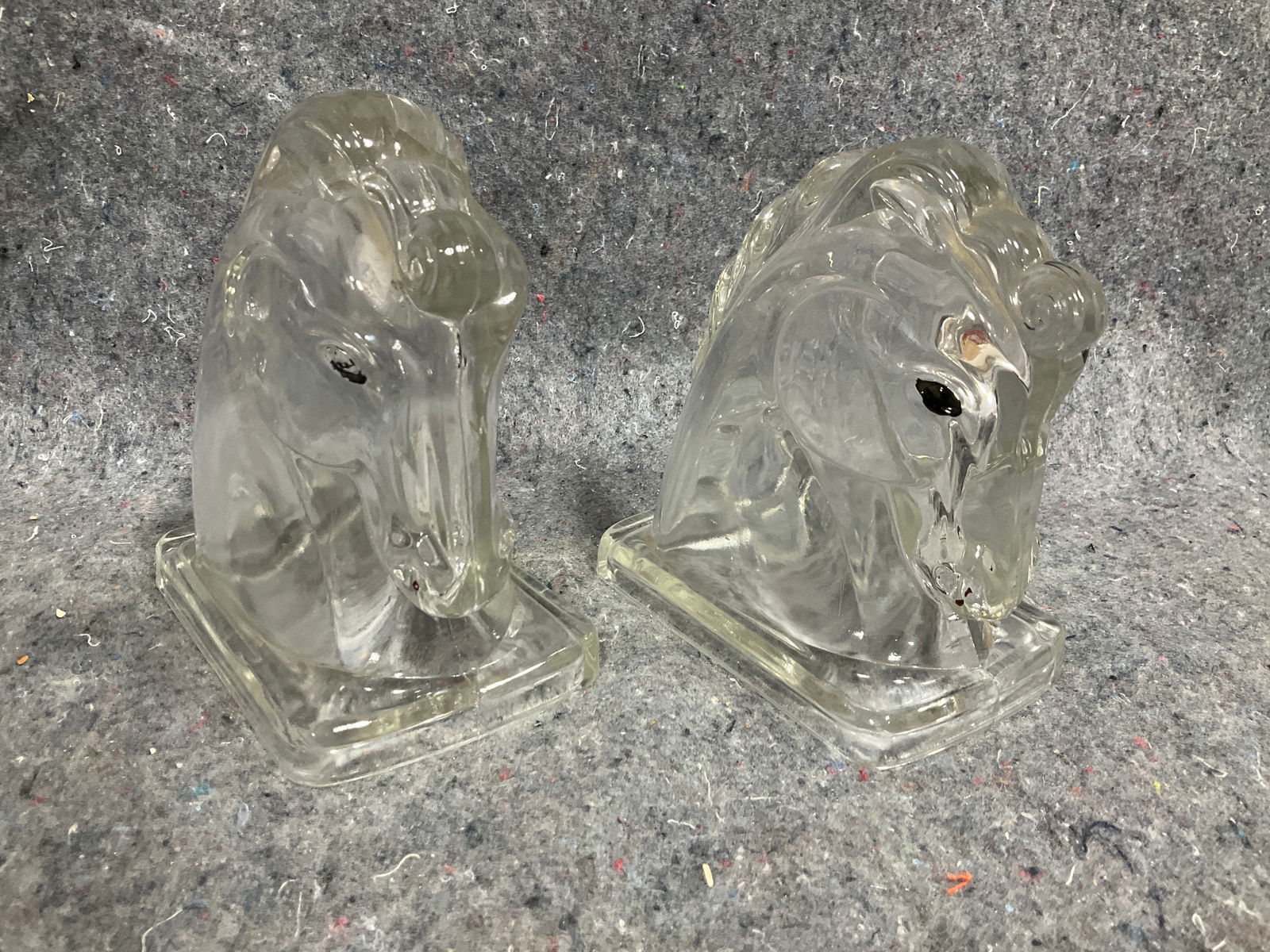 Vintage Federal Glass company horse head bookends(5.5in tall): Vintage Federal Glass company horse head bookends(5.5in tall)