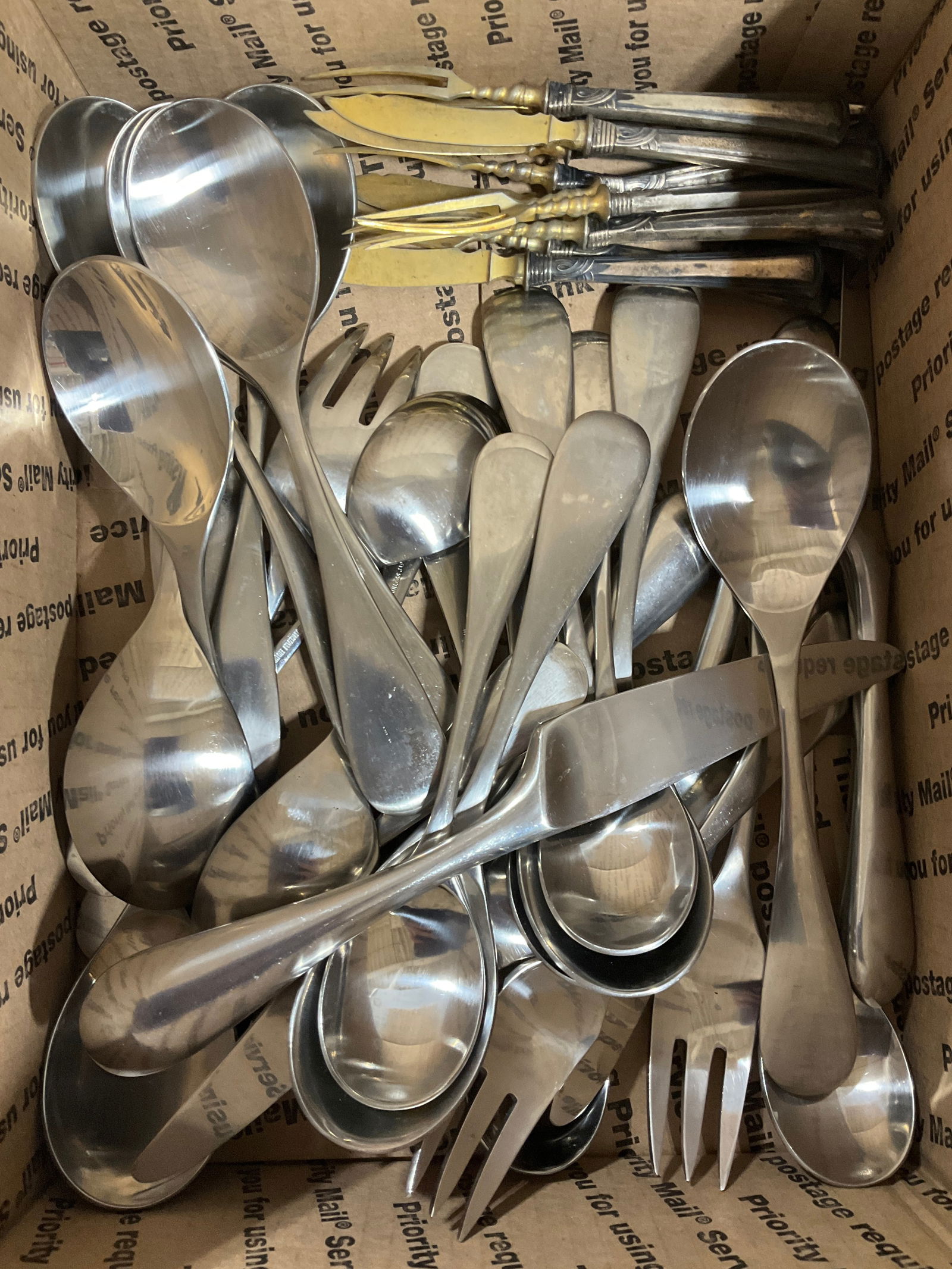 Georgian House stainless utensils and others: Georgian House stainless utensils and others