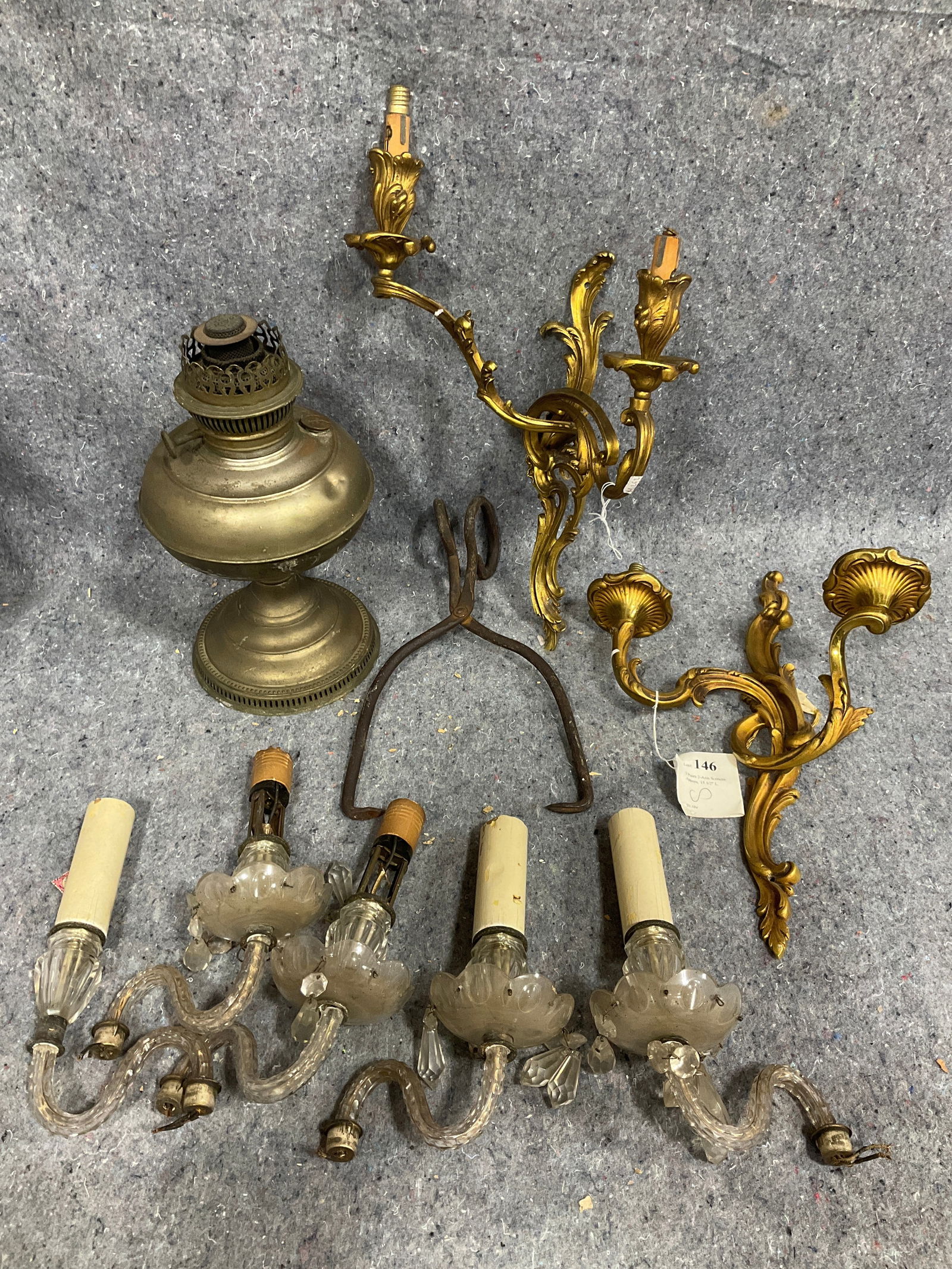 Vintage bronze wall sconces, vintage Rayo kerosene oil lamp(13in tall), and more: Vintage bronze wall sconces, vintage Rayo kerosene oil lamp(13in tall), and more