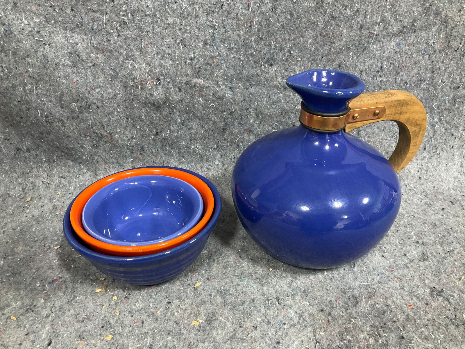 Vintage cobalt blue ringware pottery pitcher (7.5intall): Vintage cobalt blue ringware pottery pitcher (7.5intall)