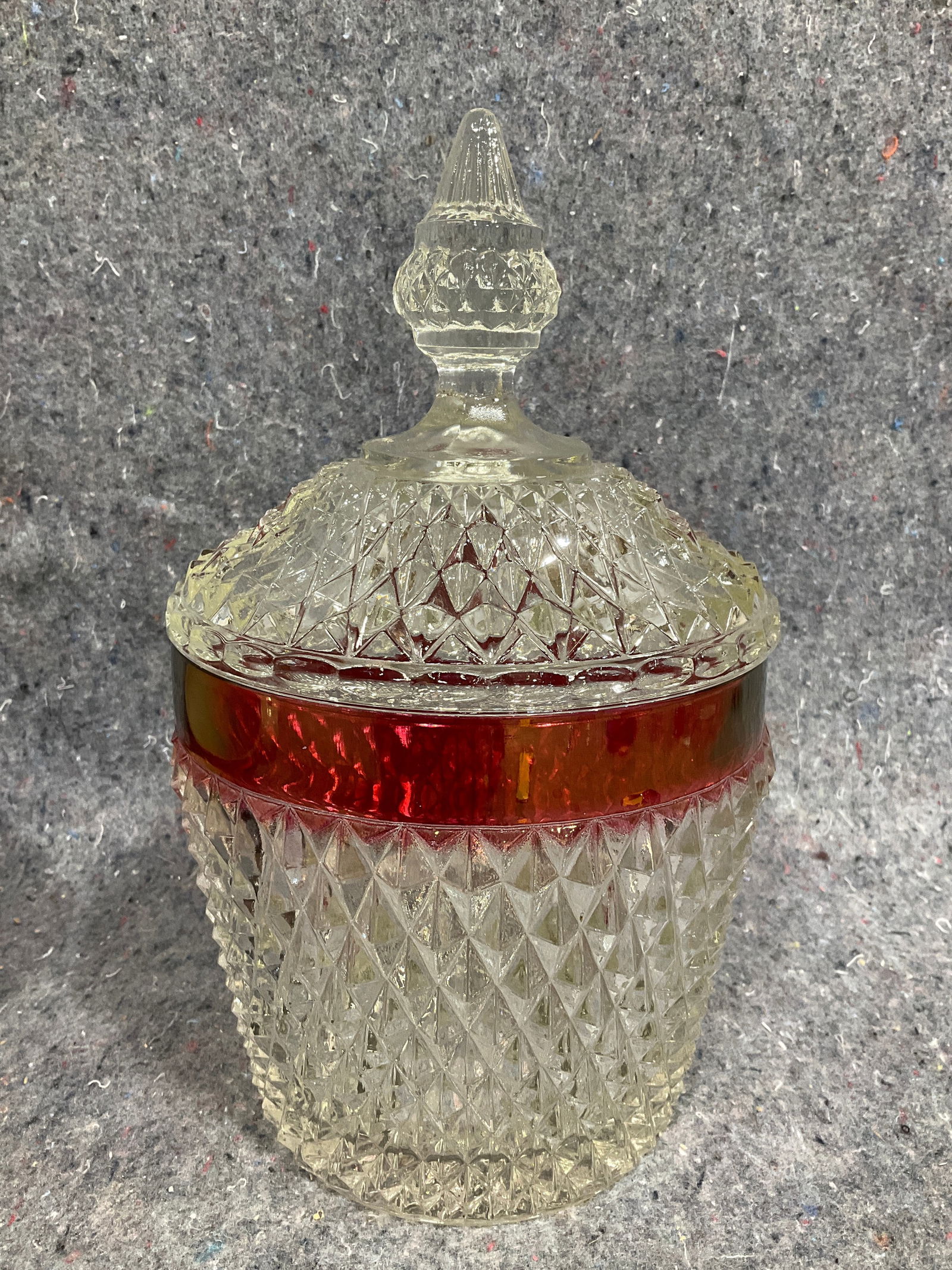 Vintage Indiana glass diamond point ruby flash ice bucket(10.5in tall): Vintage Indiana glass diamond point ruby flash ice bucket(10.5in tall)