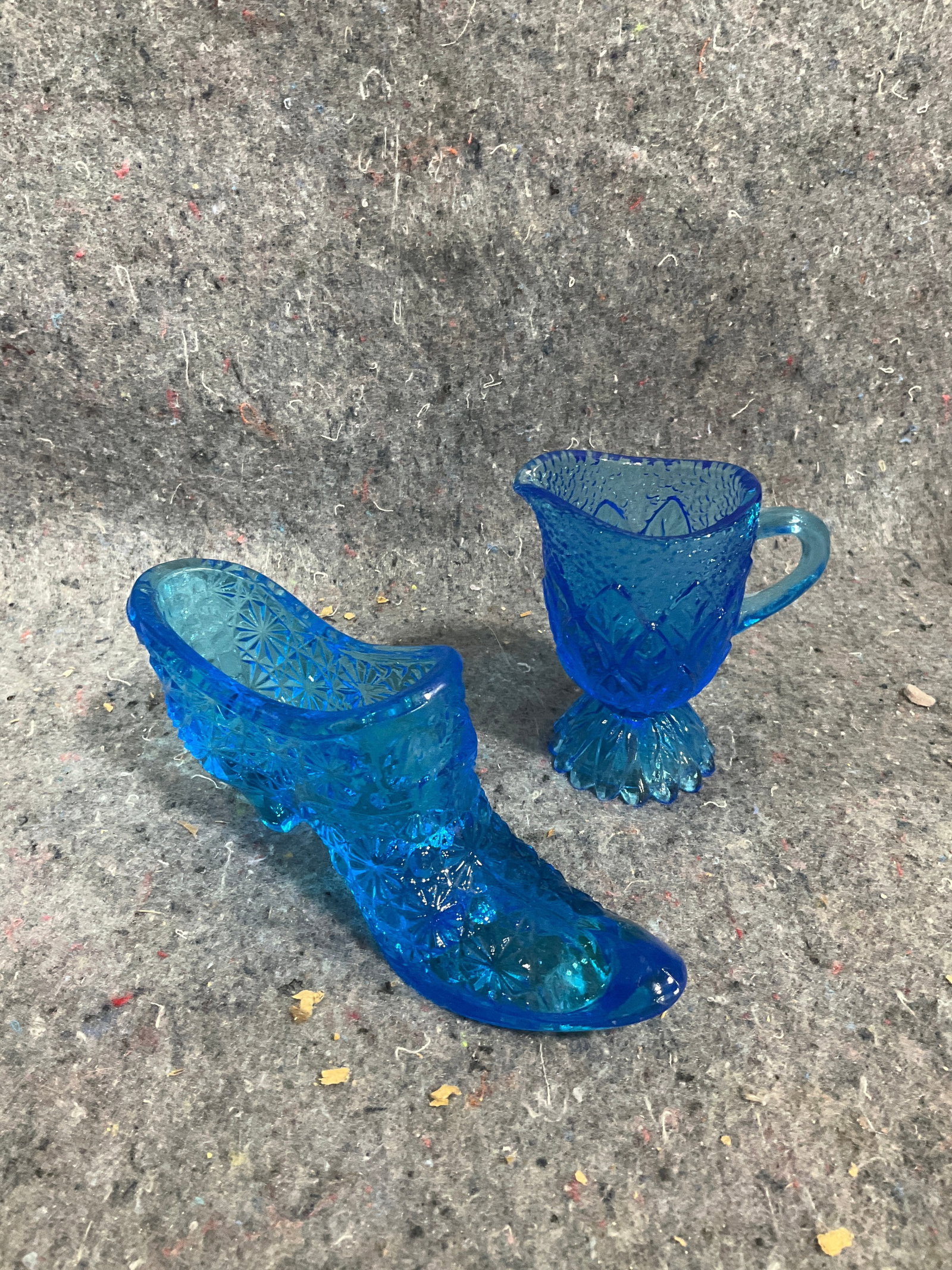 Fenton blue art glass pieces: Fenton blue art glass pieces