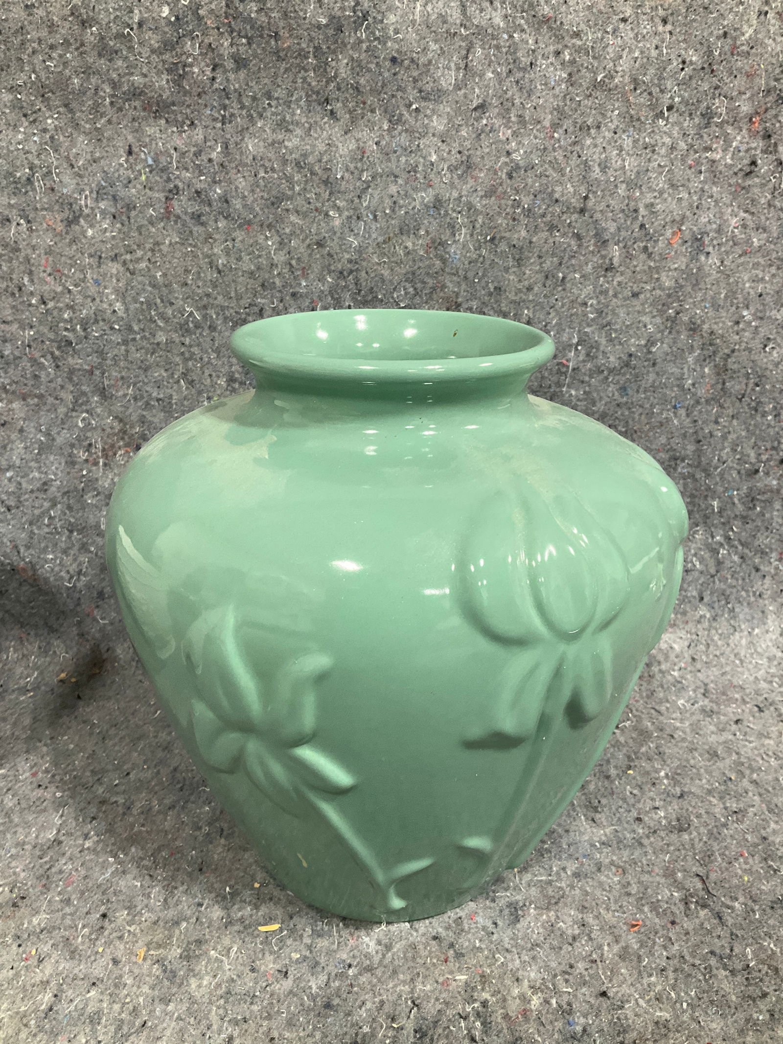 Rookwood pottery globular ceramic vase(10in tall) (1 of 2)