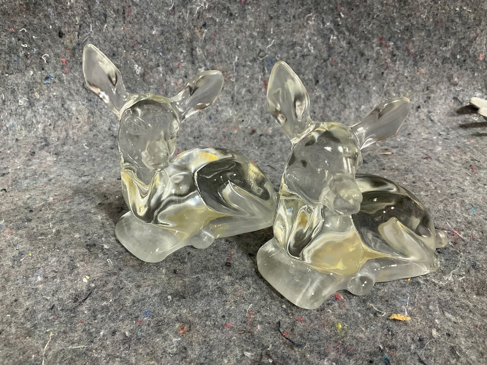 Fenton crystal fawns(3.5intall) (1 of 1)