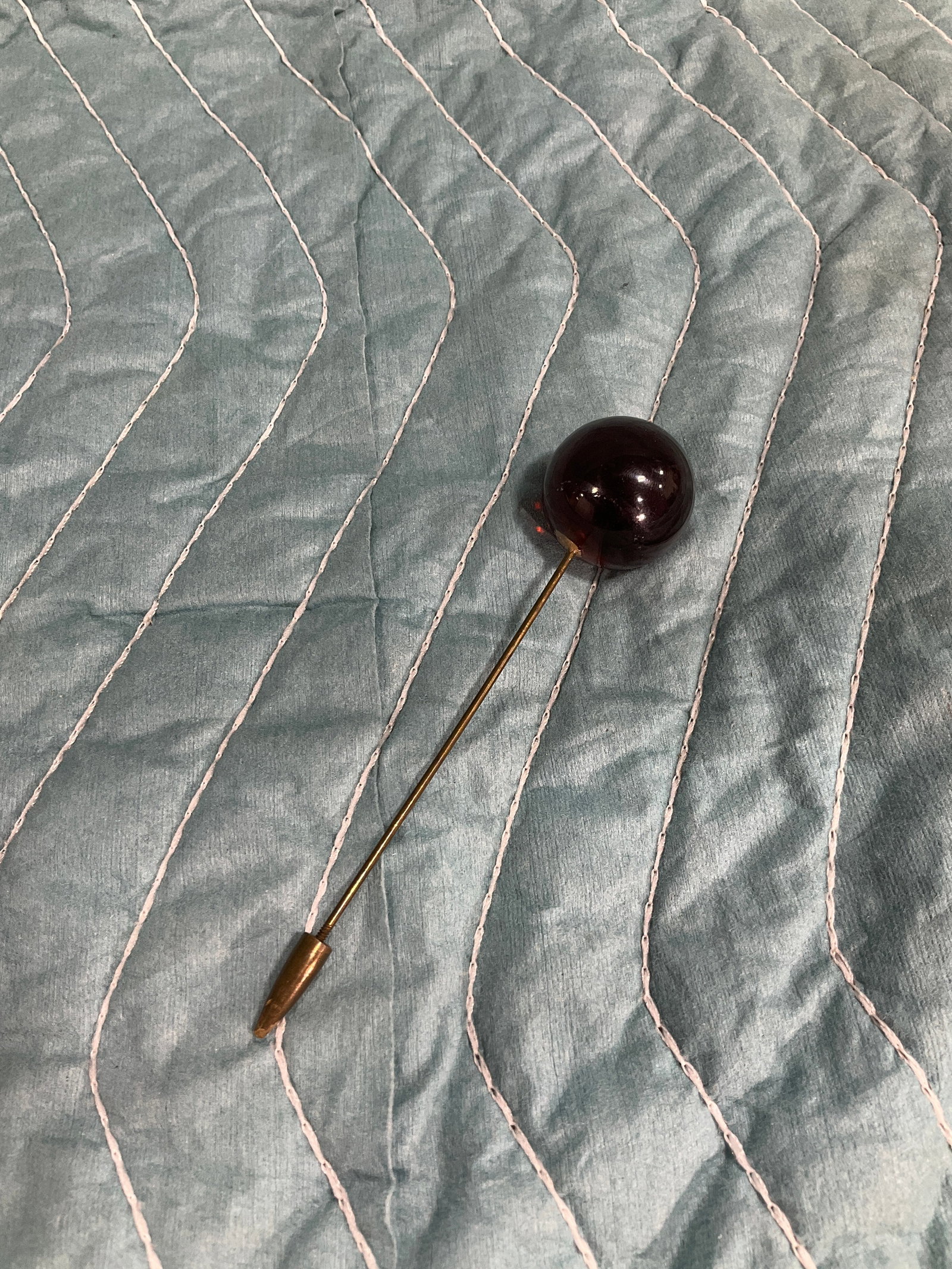 Art glass hat pin (1 of 1)