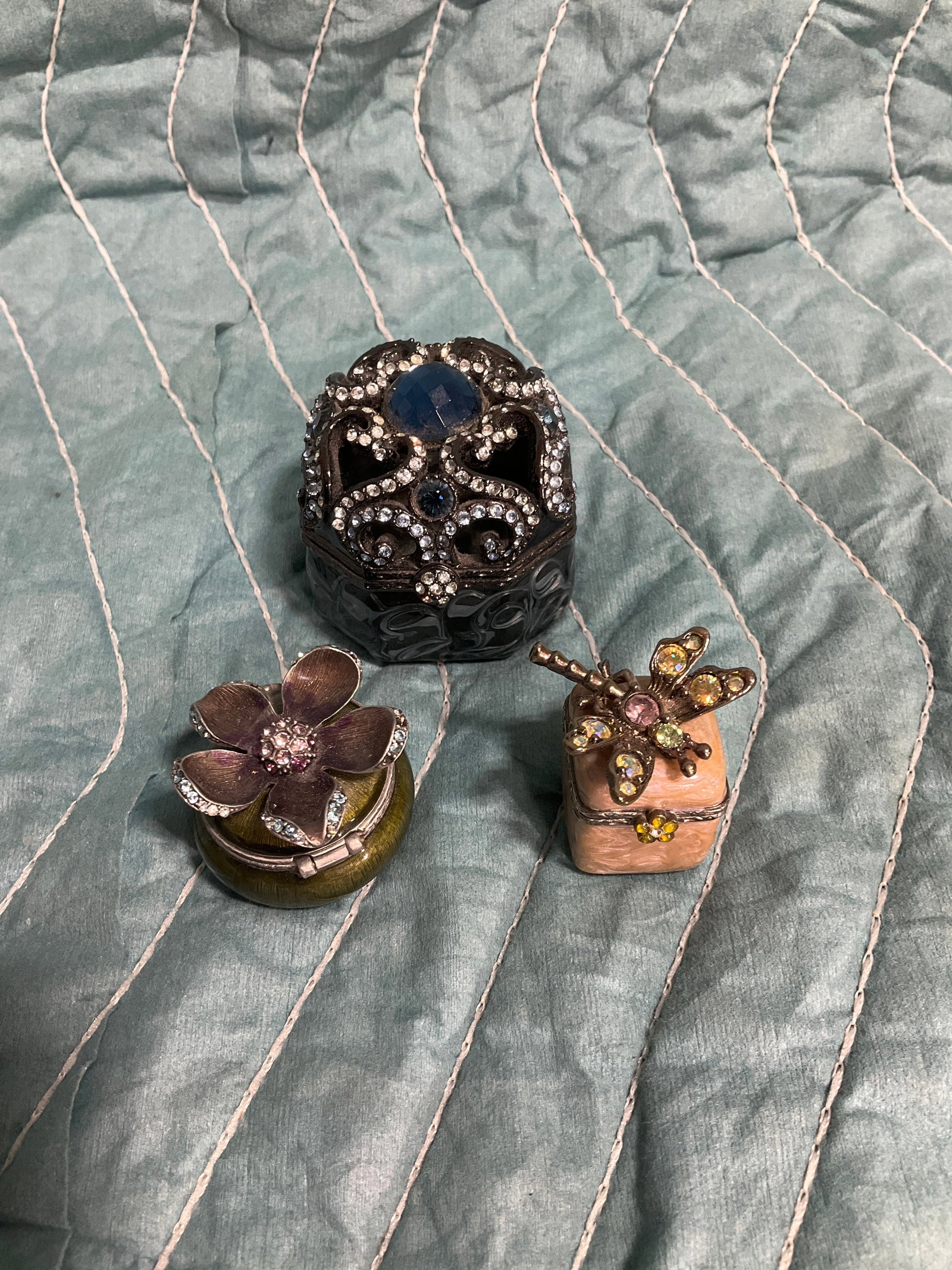 Jay Strongwater ceramic trinket boxes (1 of 1)