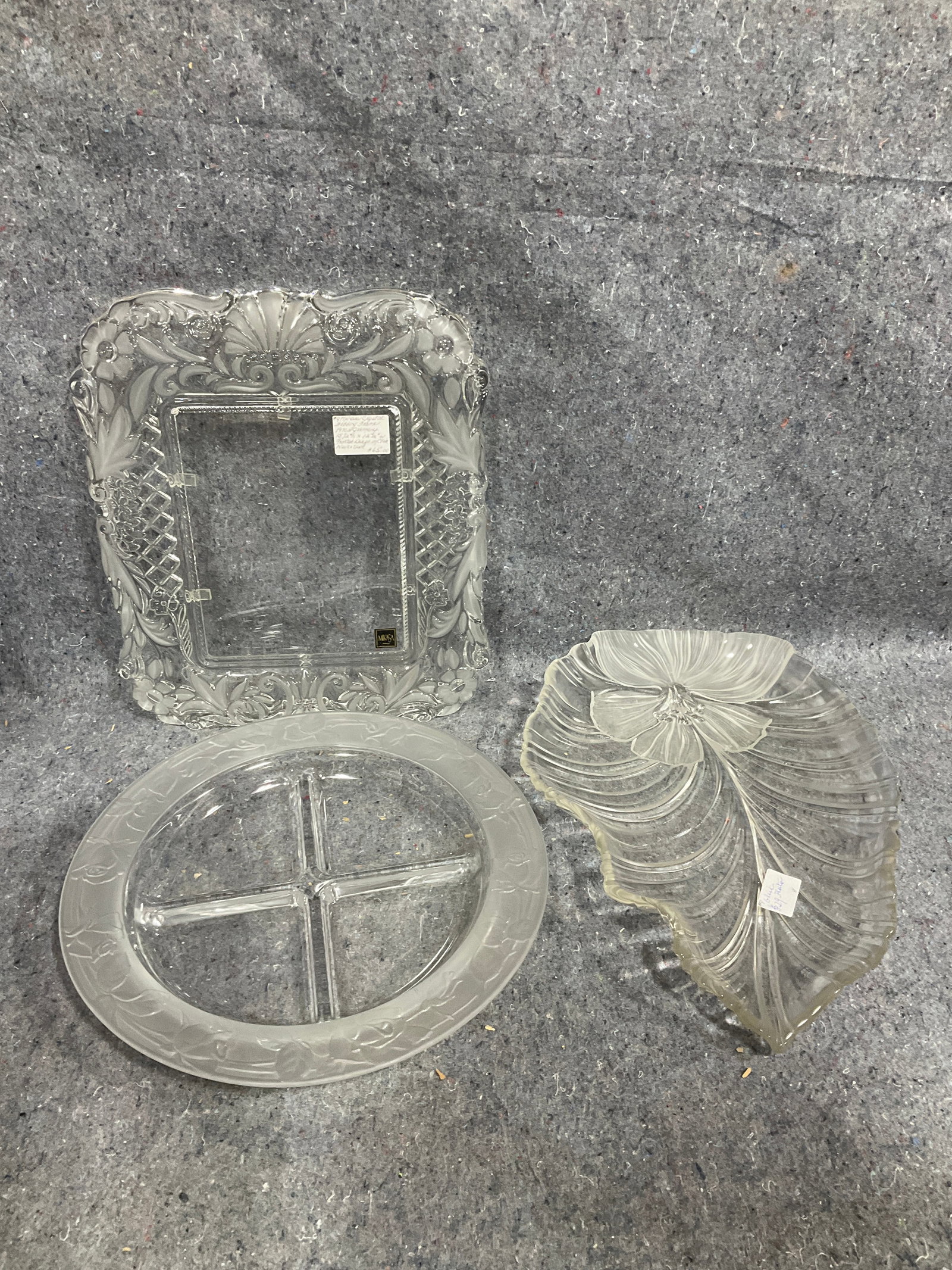 Crystal glass platters(Mikasa-12.5inx15.5in. and more) (1 of 1)