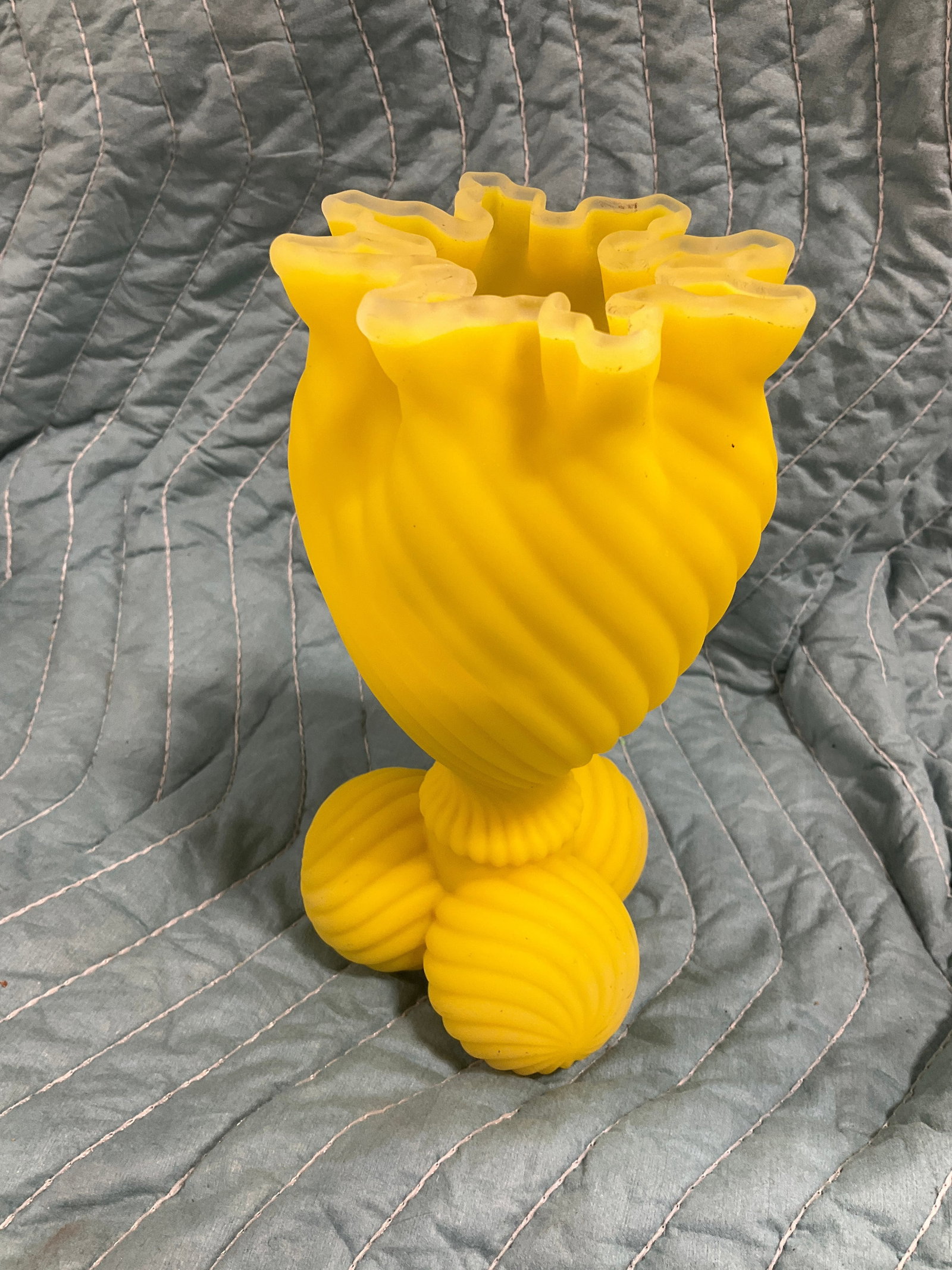 Vintage Yellow Ribbed Art Glass Vase (7.5in Tall) (1 of 1)