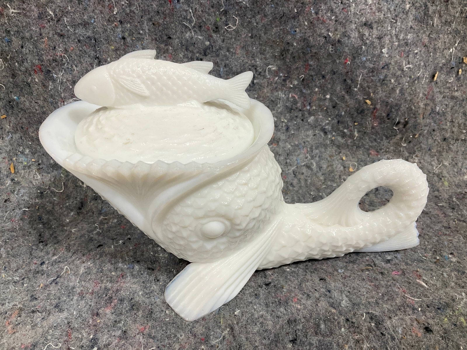 Vintage White Milk Glass Koi Fish Trinket Box (4.5in Tall) (1 of 1)