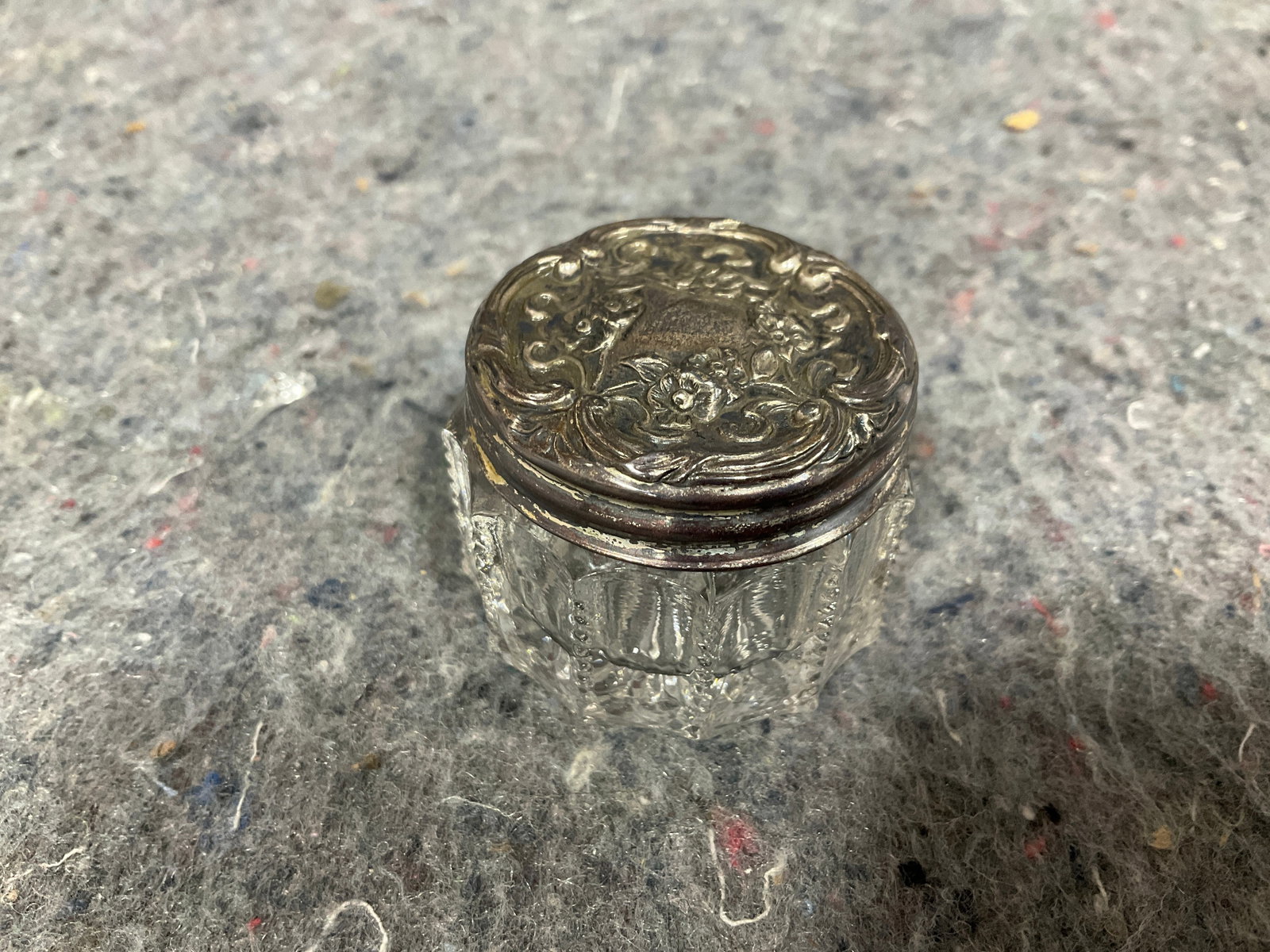 Glass Jar with Sterling Top (1.25in Tall) (1 of 1)