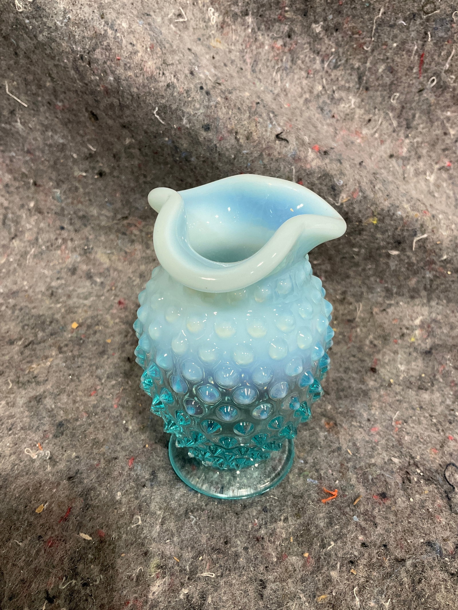 Fenton Glass Hobnail Vase (4in Tall) (1 of 1)