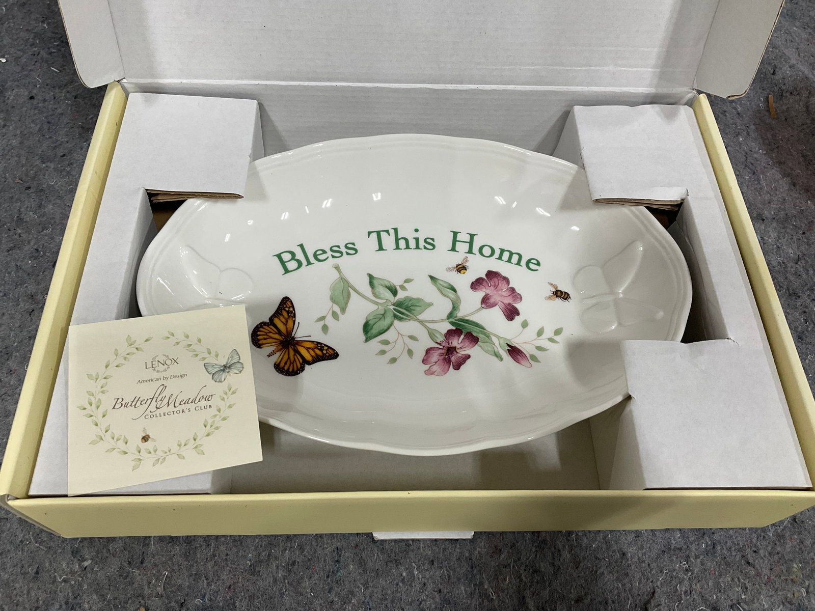 Lenox 'Butterfly Meadow' Dish *new in box* (11in Long) (1 of 1)