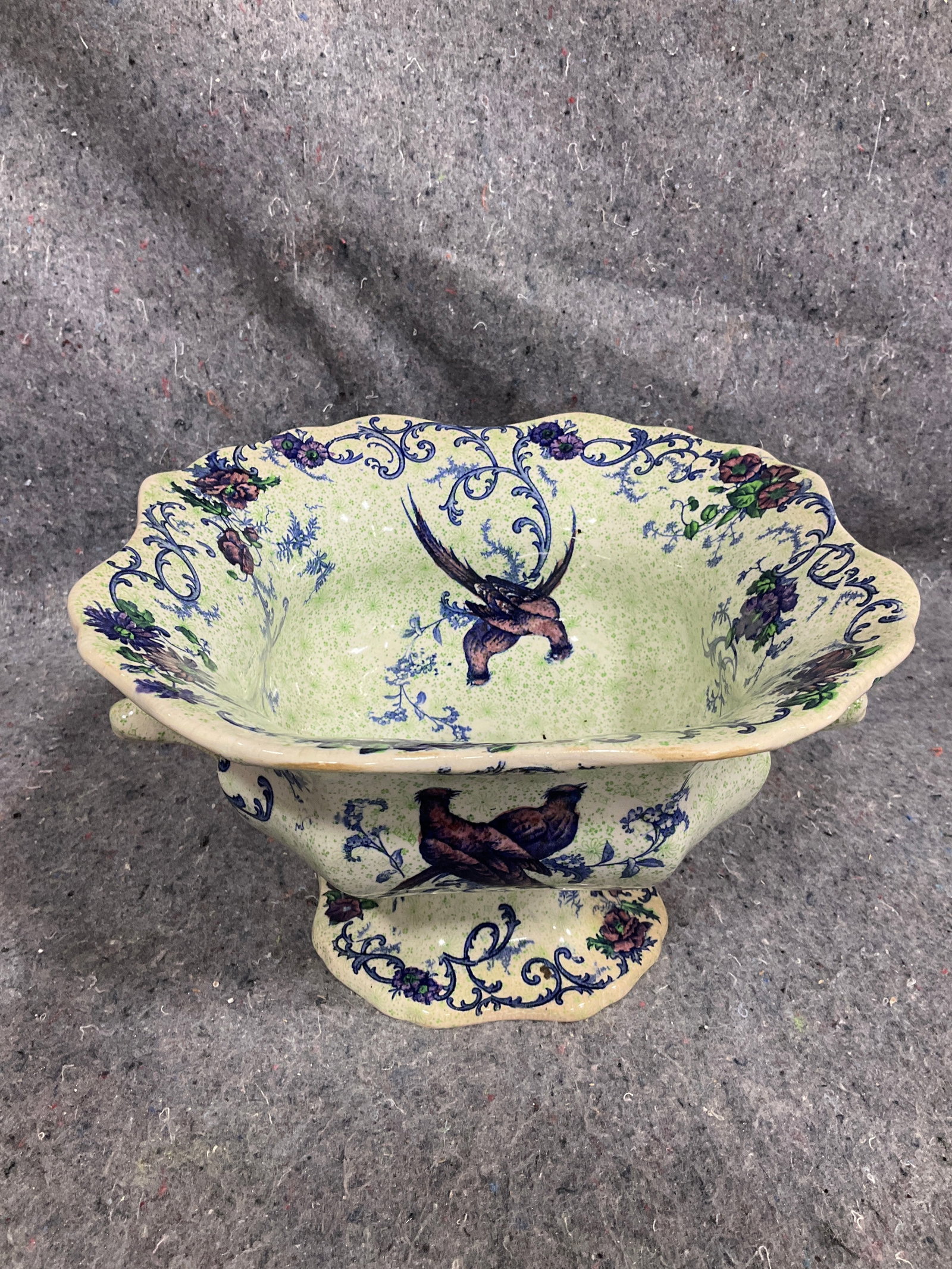 Vintage Ironstone Cauldron (6in Tall) (1 of 1)