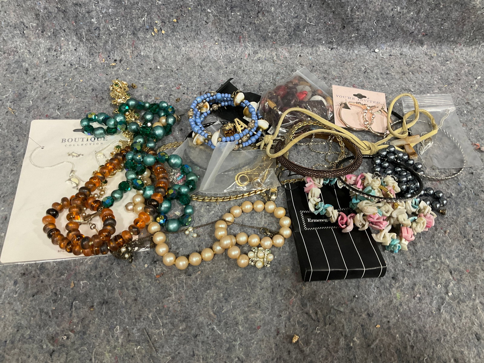 Various 1960s Costume Jewelry: Various 1960s Costume Jewelry