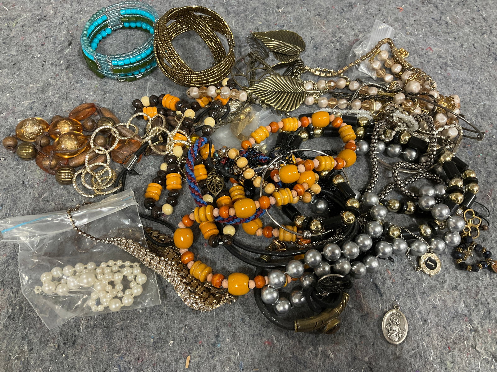 Various 1960s Costume Jewelry: Various 1960s Costume Jewelry