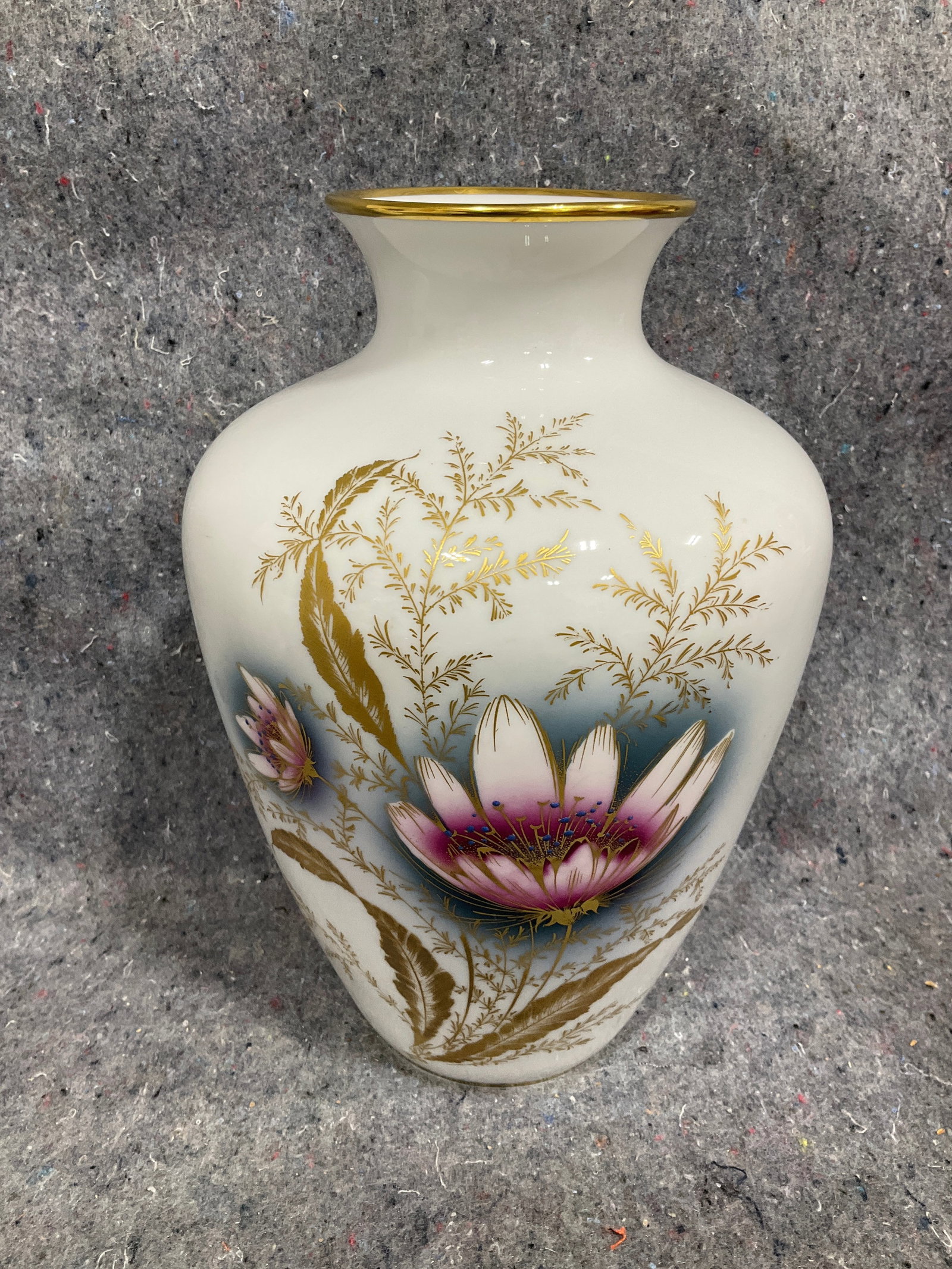 Hertel Jacob porcelain floral vase(9.5intall) (1 of 1)