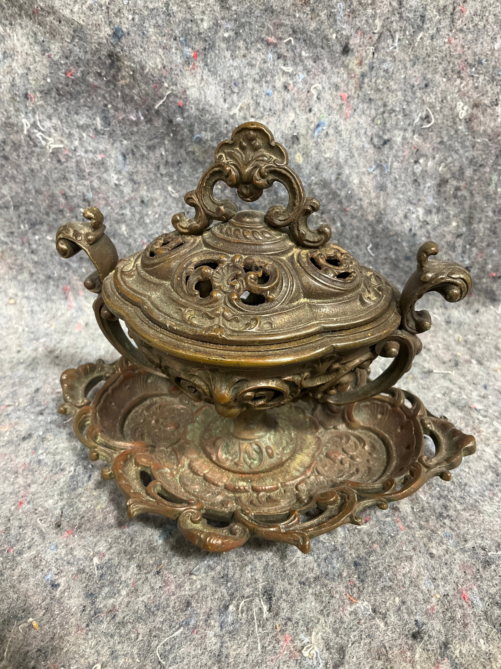 Bronze incense burner(5intall) (1 of 1)