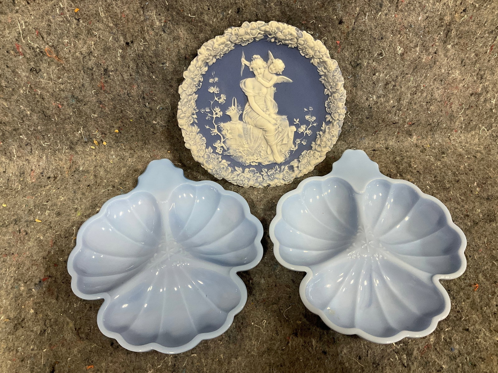 Wedgwood plate and jeanette delphite blue glass doric clover shaped divided dishes (1 of 1)