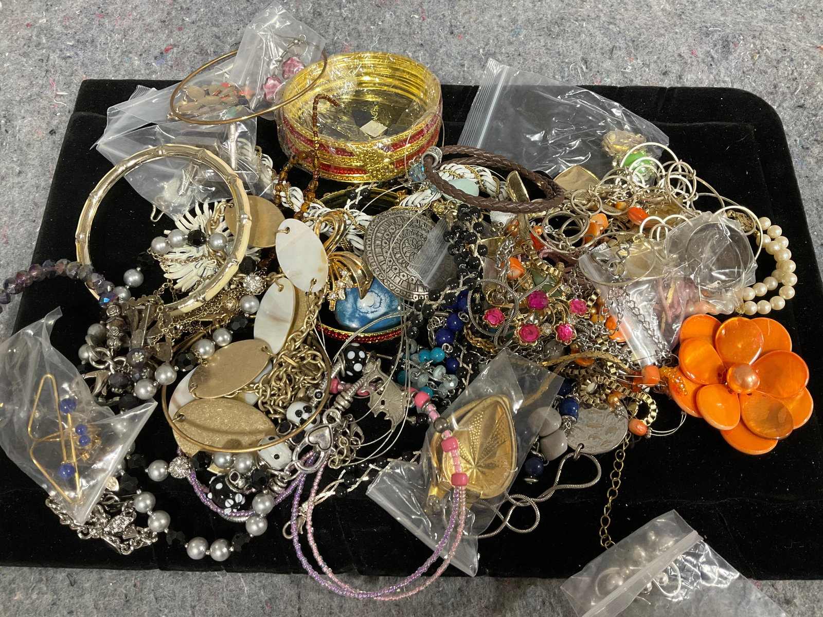 1960s costume jewelry: 1960s costume jewelry