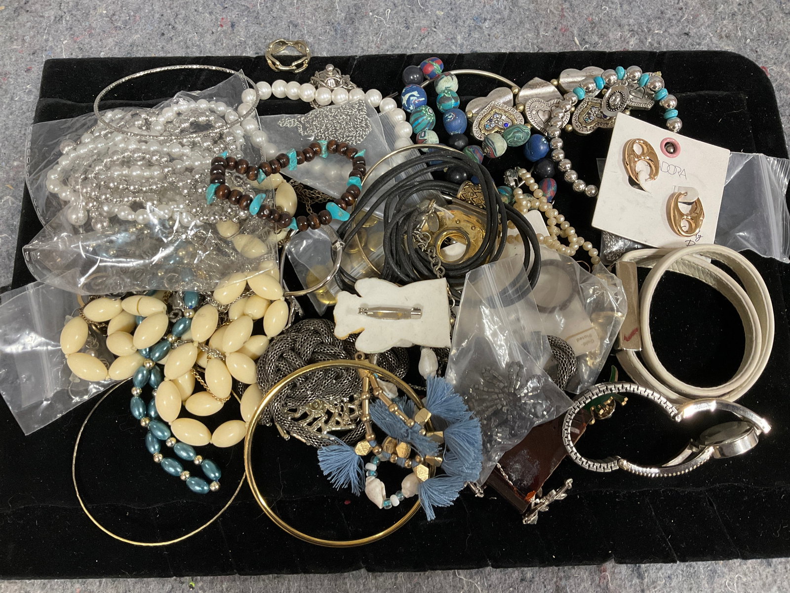 1970s costume jewelry (1 of 1)