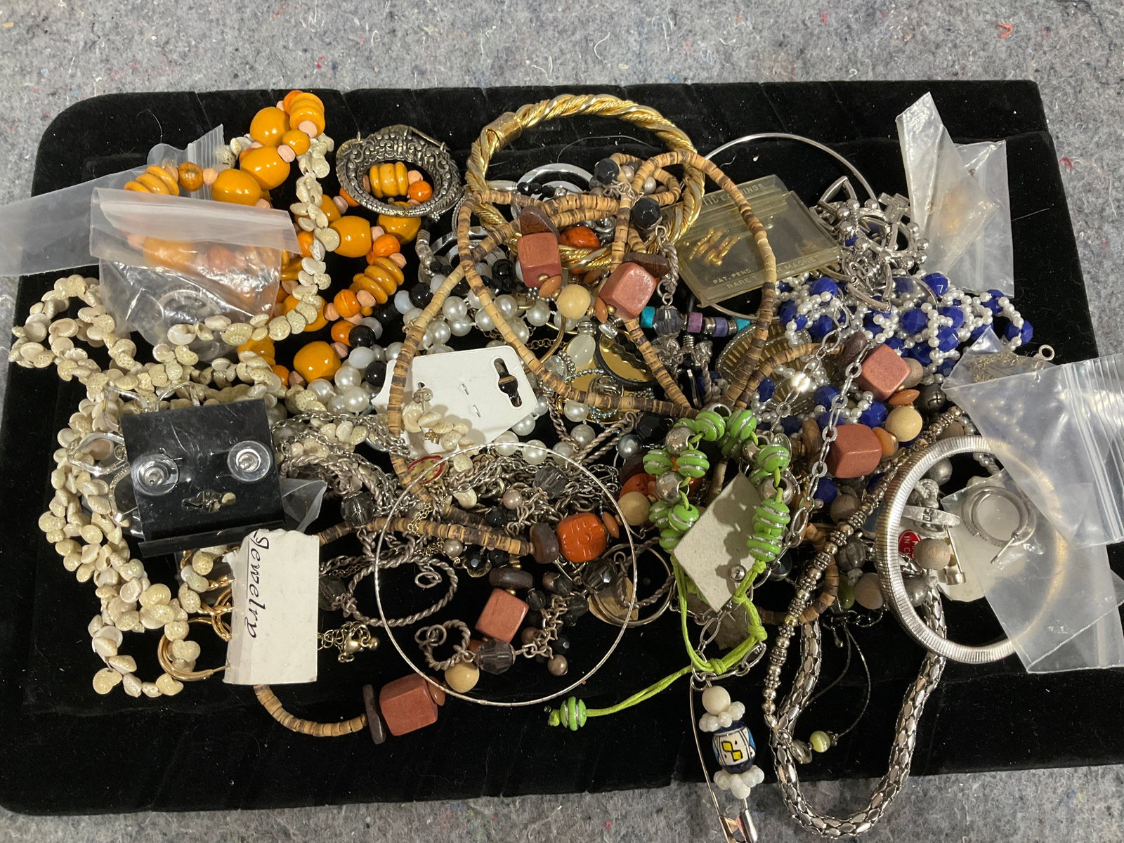 1970s costume jewelry: 1970s costume jewelry