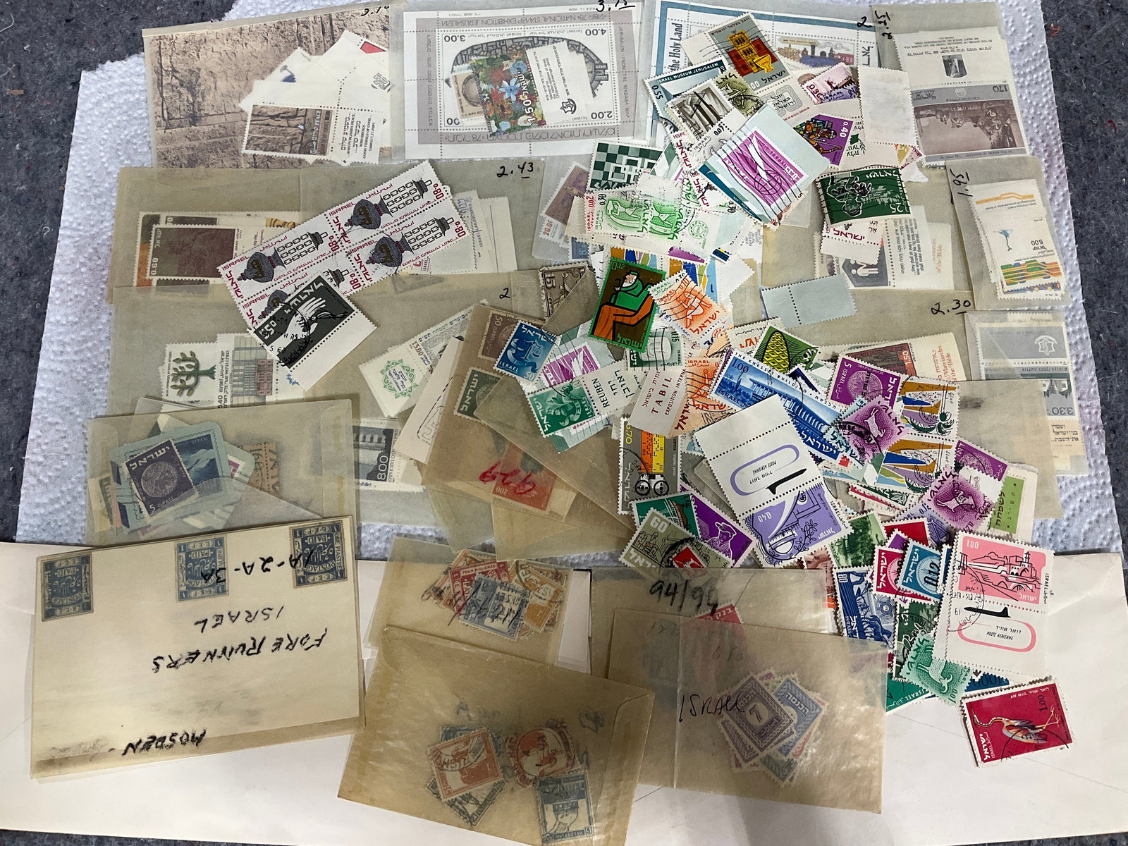 Vintage philatelic stamp lot (1 of 1)