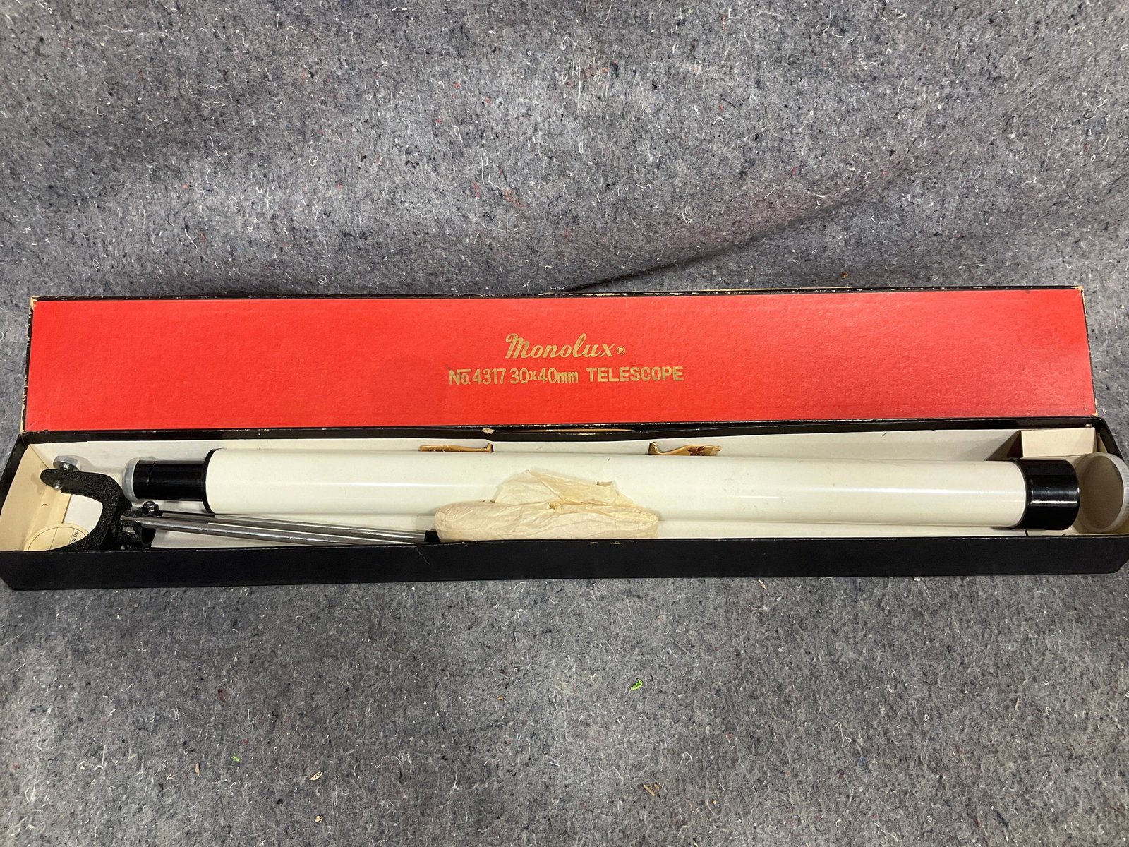 Monolux 30x40mm telescope (1 of 1)