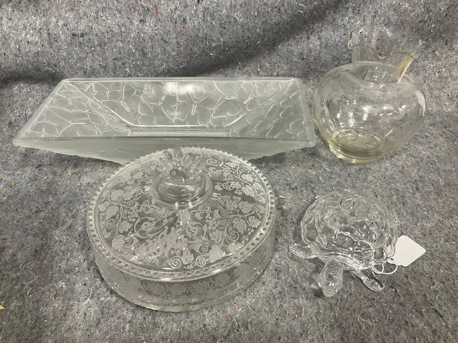 Glass etched vase, turtle crystal trinket box, and more(6.5in tallest) (1 of 1)