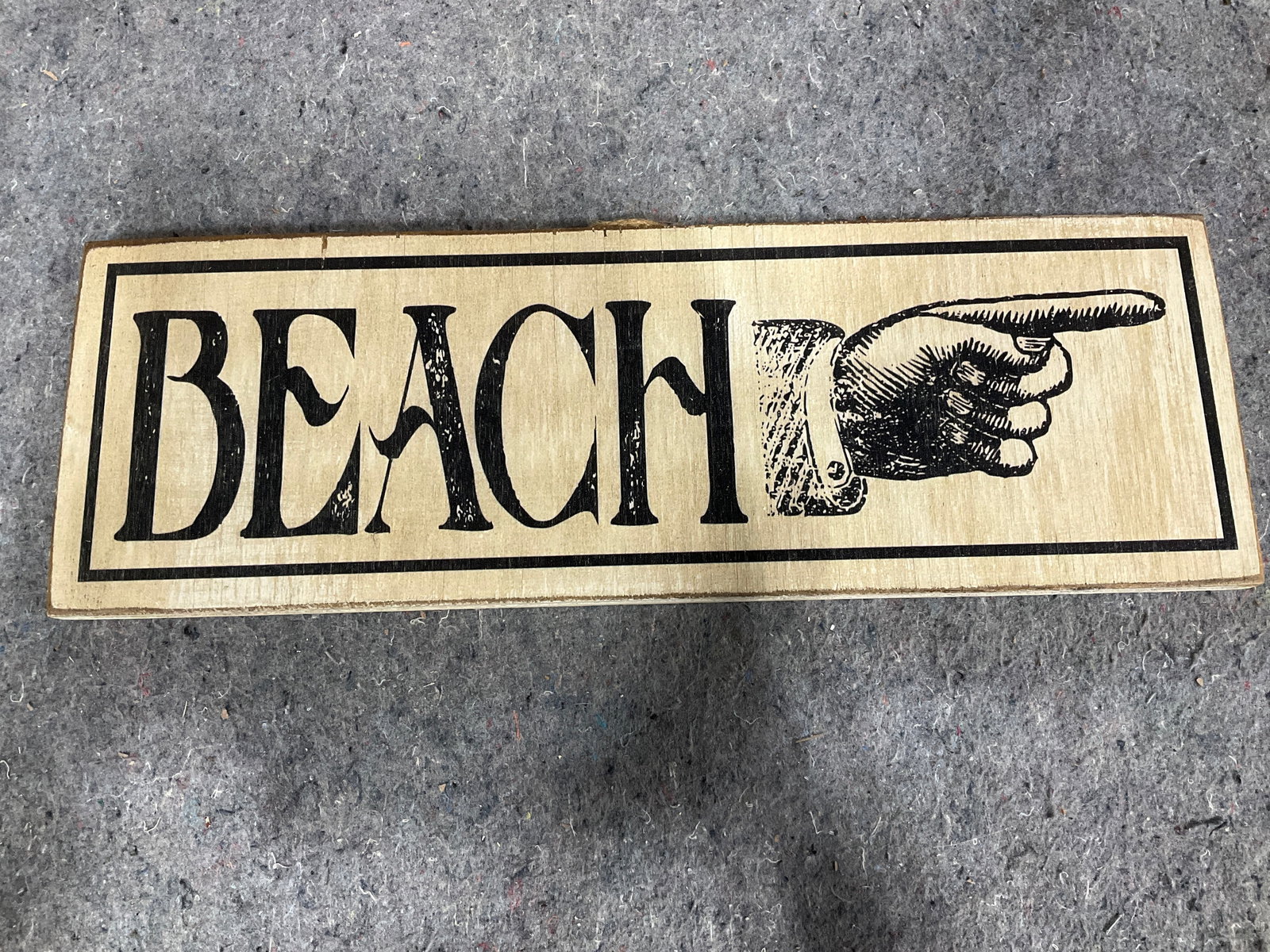 Wooden beach wall decor sign((6inx18in): Wooden beach wall decor sign((6inx18in)