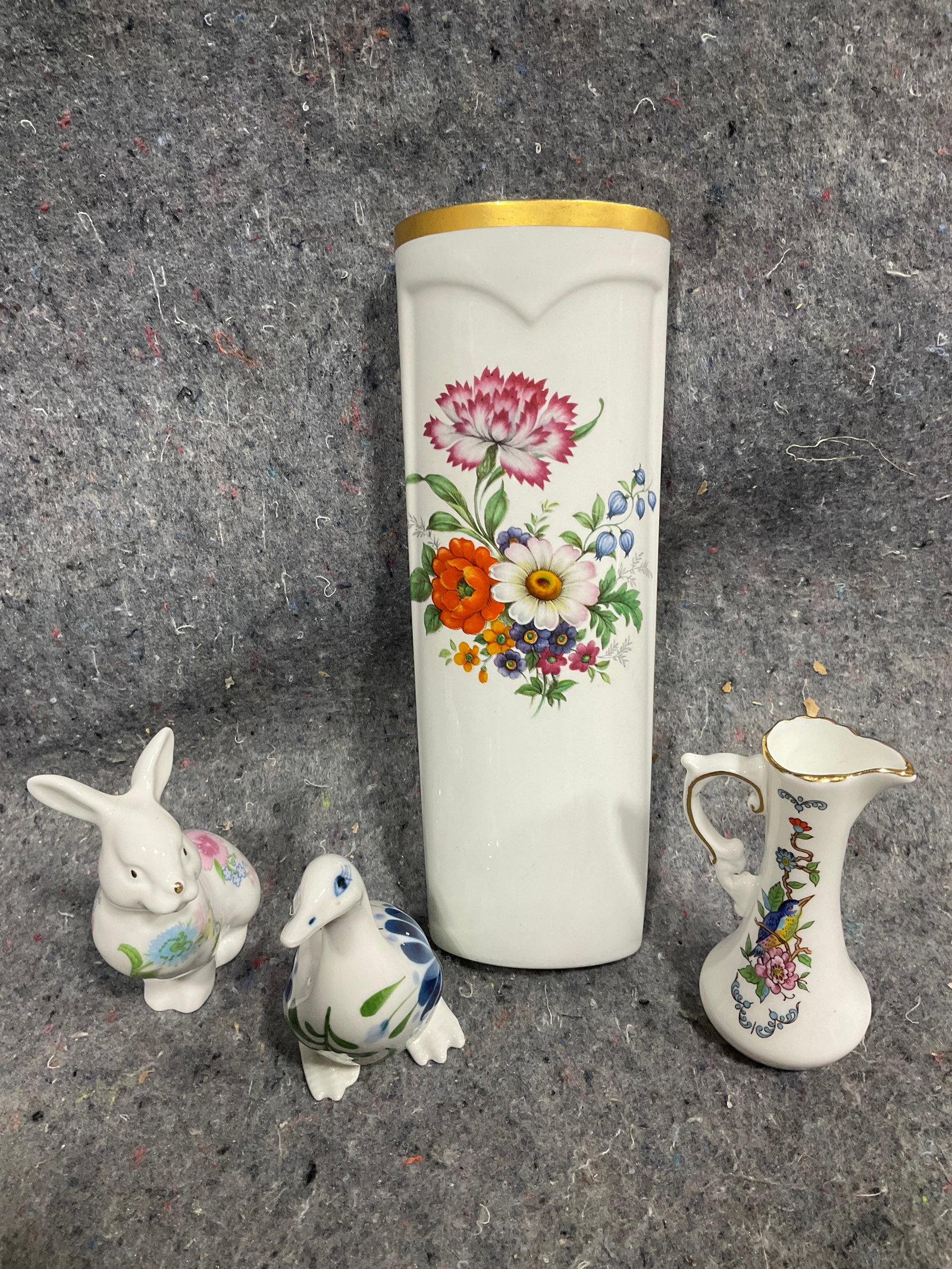 Ceramic floral wall sconce(8.5in long),miniature floral vase, and ceramic statues (1 of 1)