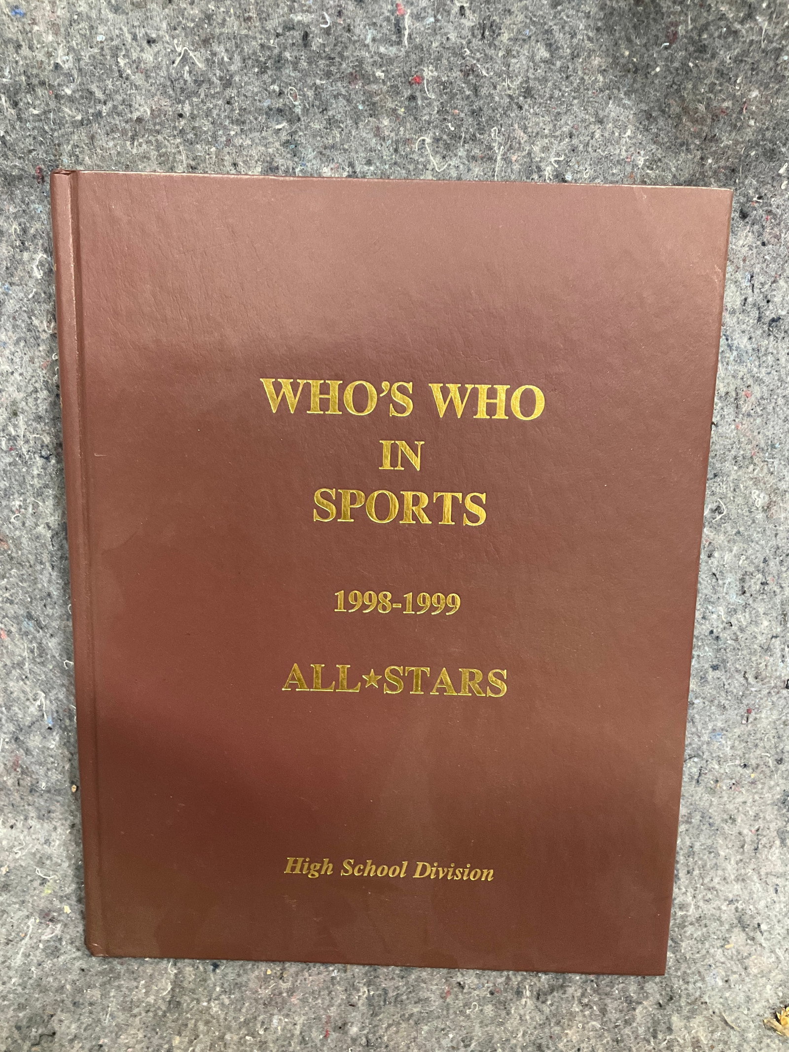 Whos Who in Sports - 1998-1999 Hard Cover Book: Whos Who in Sports - 1998-1999 Hard Cover Book