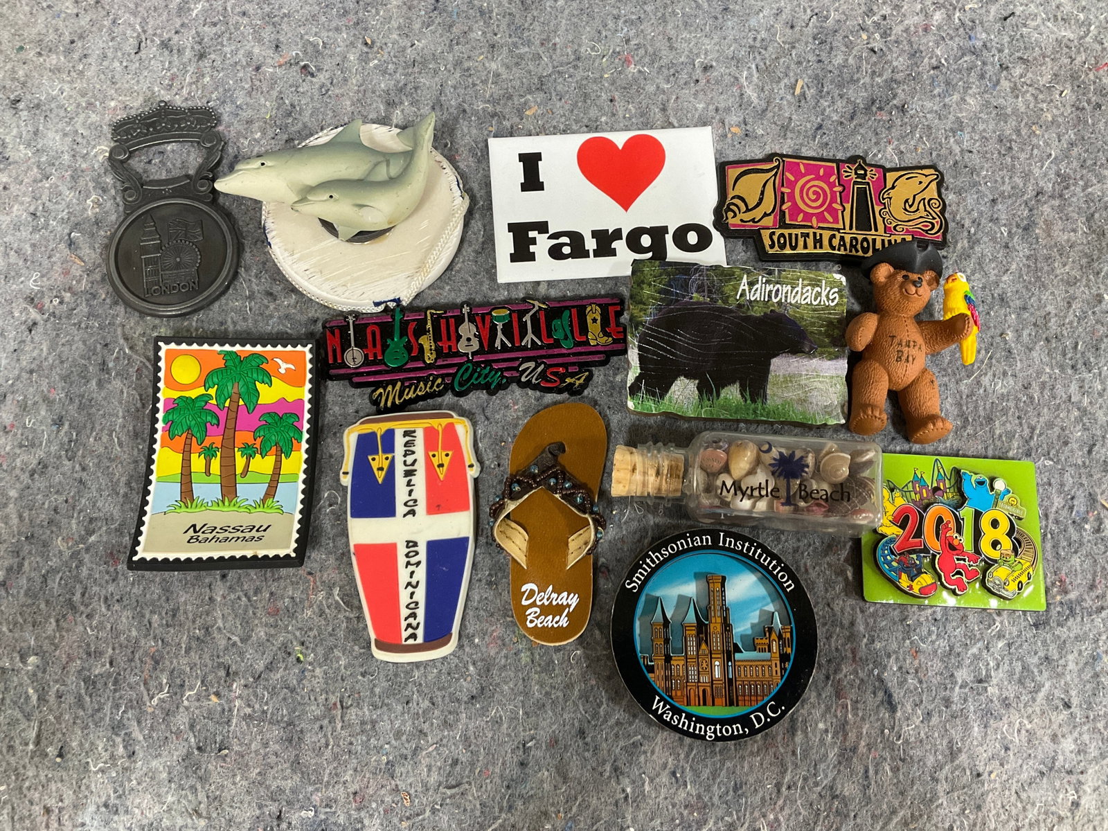 Various magnets: Various magnets