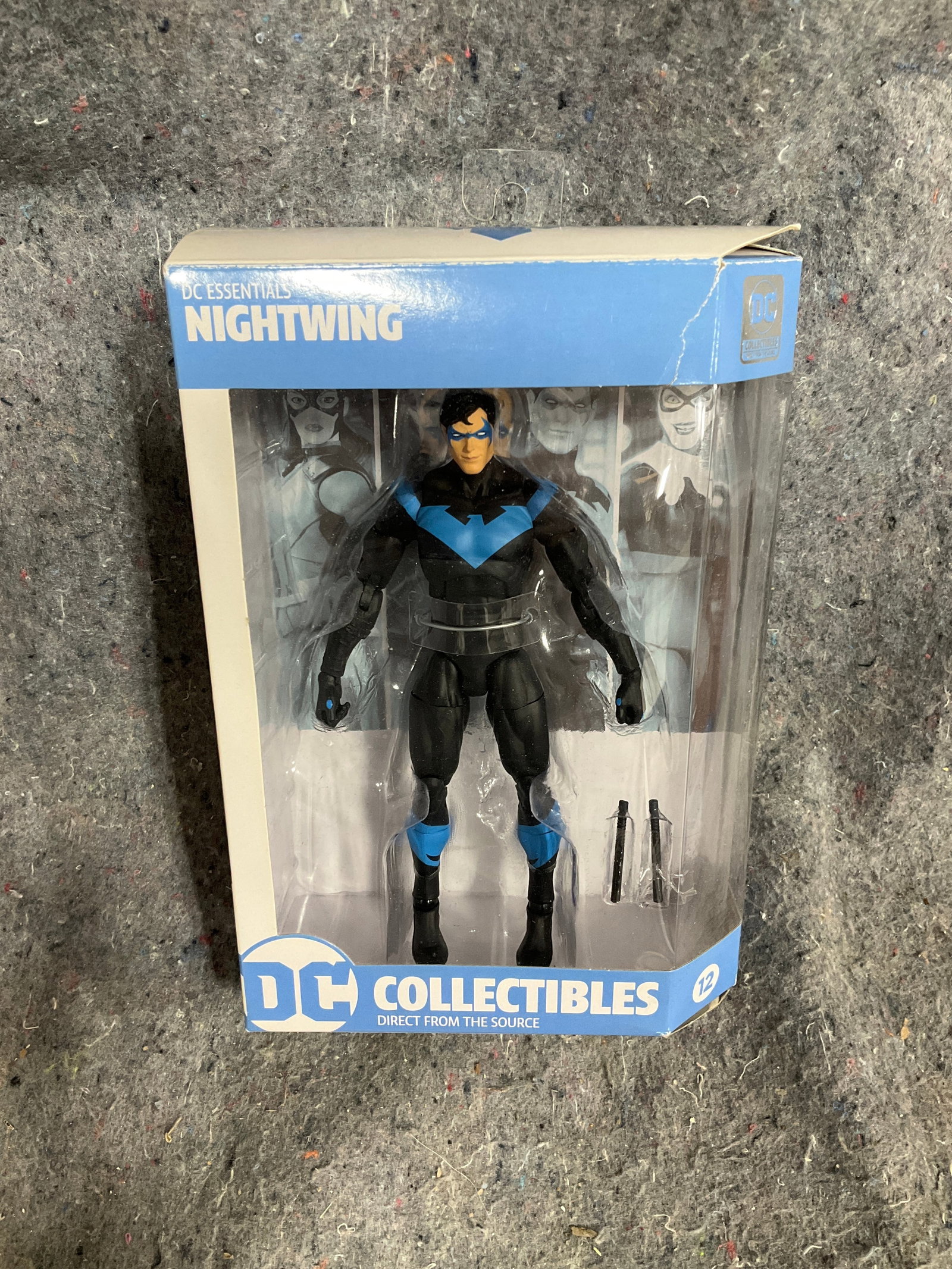 DC Essentials Nightwing collectible figure*new in packagwe*: DC Essentials Nightwing collectible figure*new in packagwe*