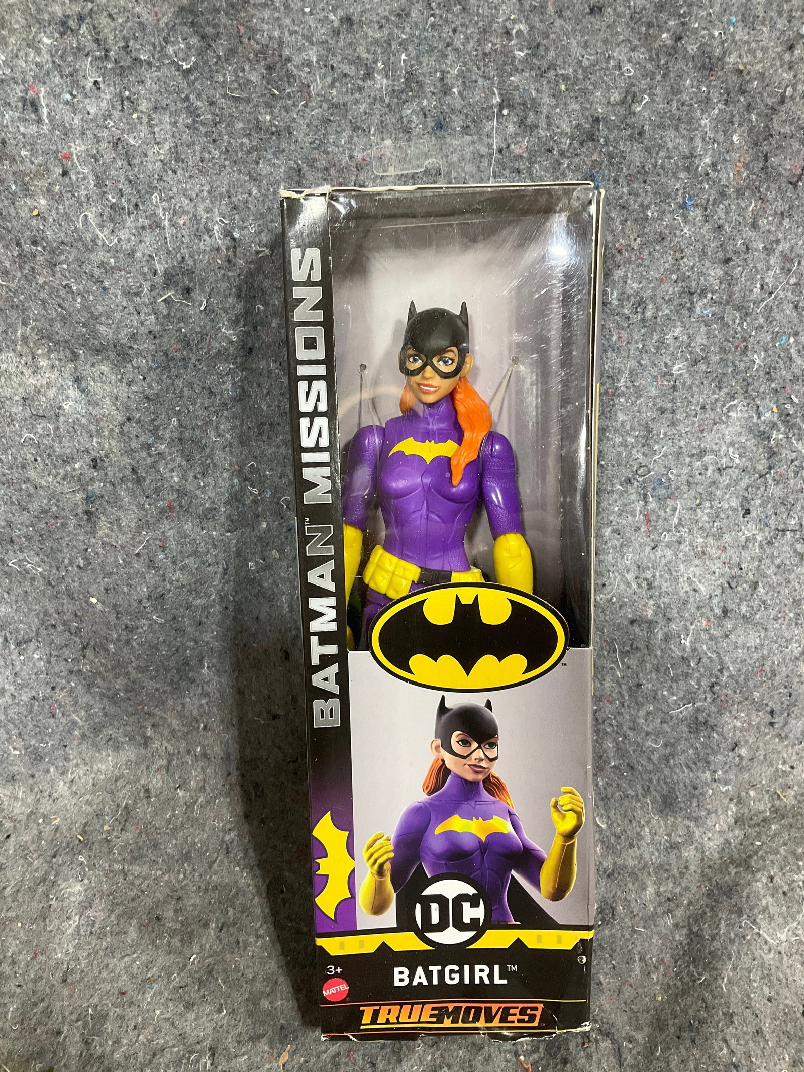 Batman Missions Batgirl collectible figure*new in package*: Batman Missions Batgirl collectible figure*new in package*