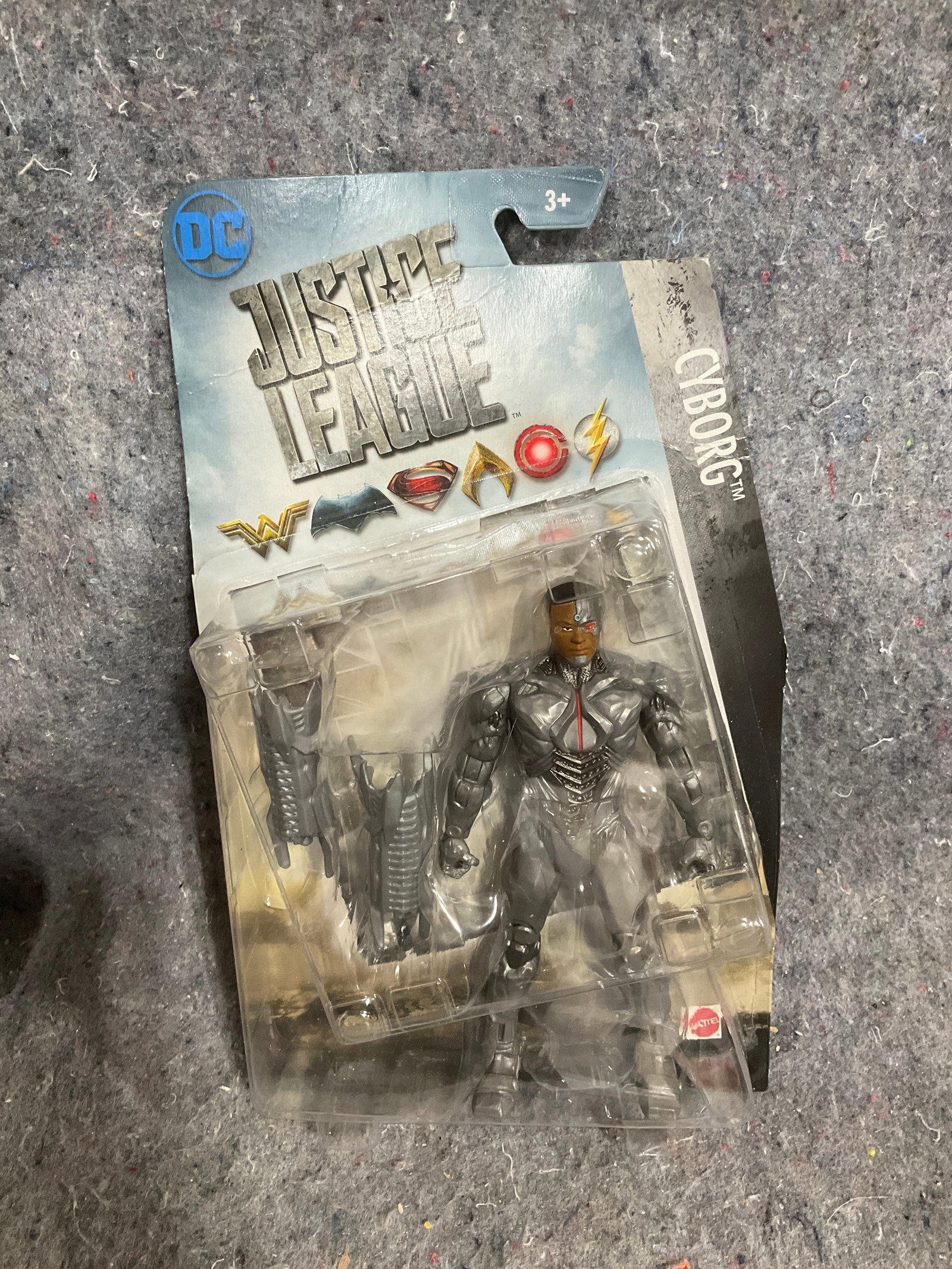 DC Justice League Cyborg collectible figure*new in package*: DC Justice League Cyborg collectible figure*new in package*