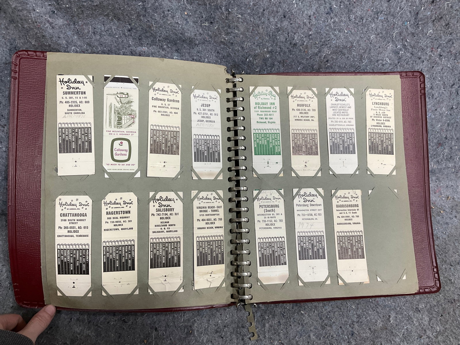 Matchbook cover collection: Matchbook cover collection