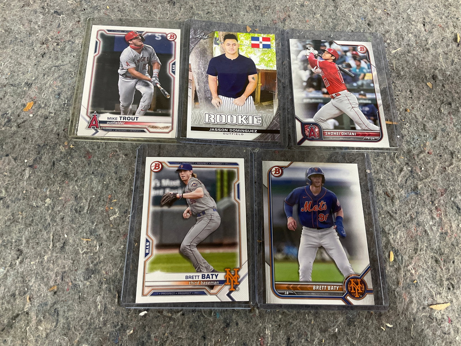 Vintage baseball cards: Vintage baseball cards