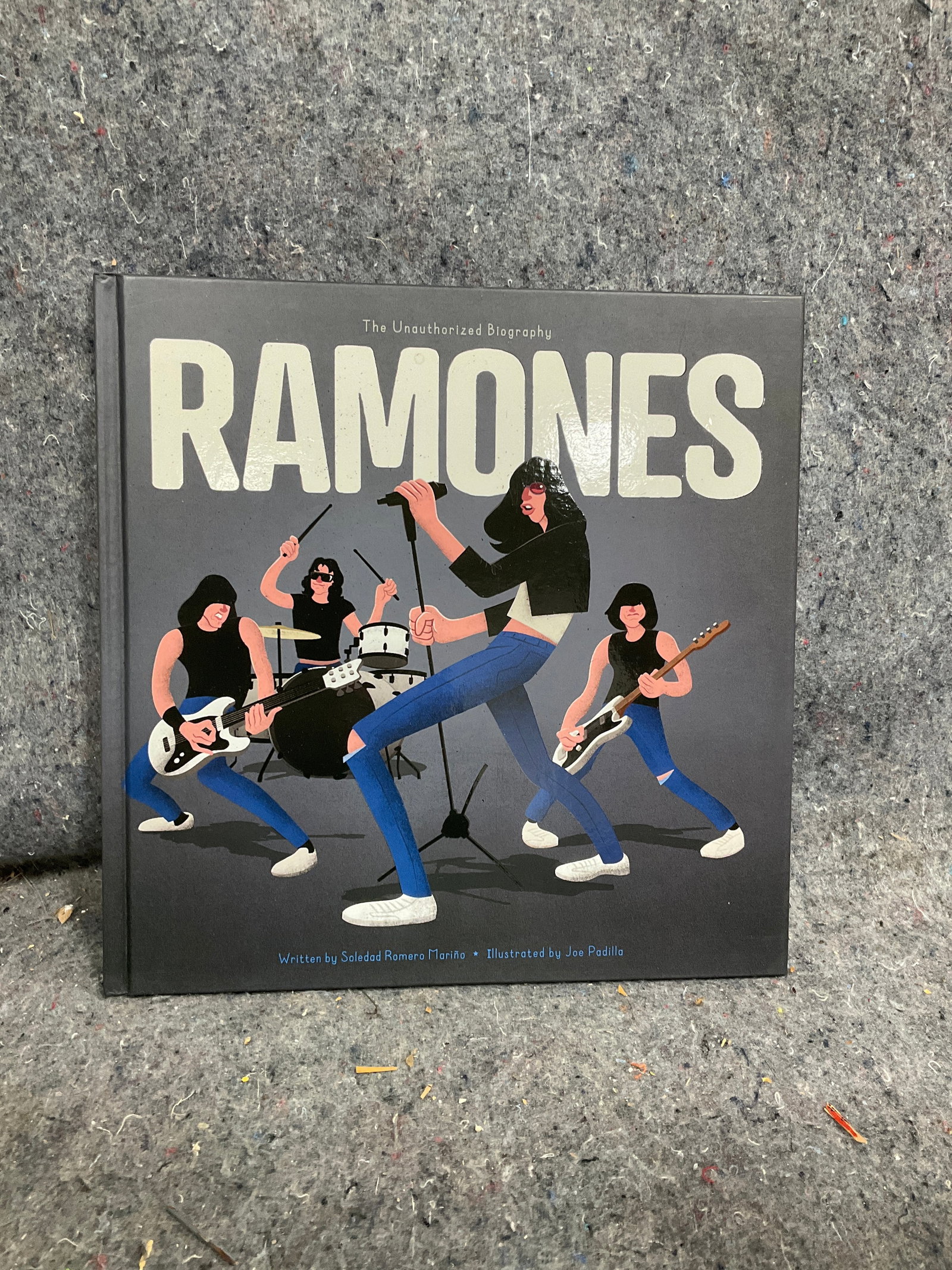The Unauthorized Biography Book of Ramones by Soledad Romero Marino: The Unauthorized Biography Book of Ramones by Soledad Romero Marino