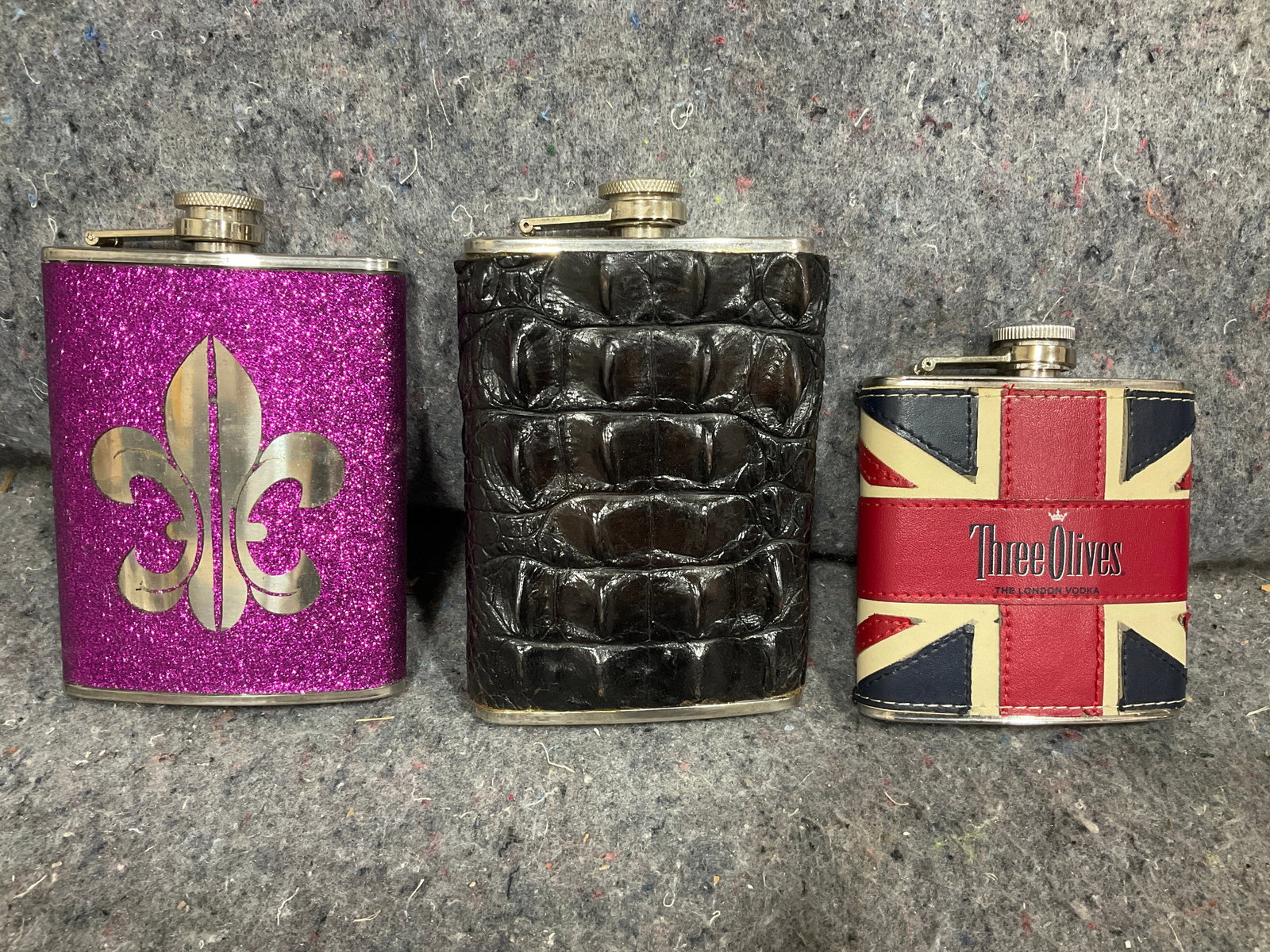 Vintage Flasks: Vintage Flasks