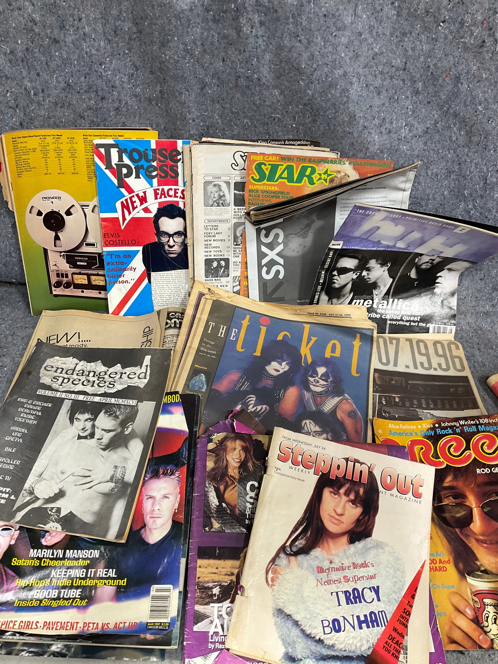 Vintage Magazines (1 of 1)