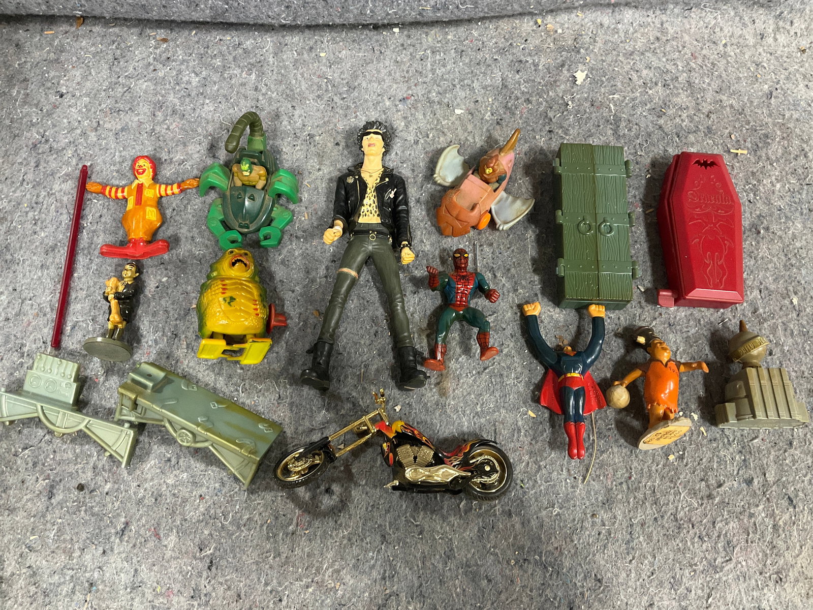 Vintage childrens toys (1 of 1)